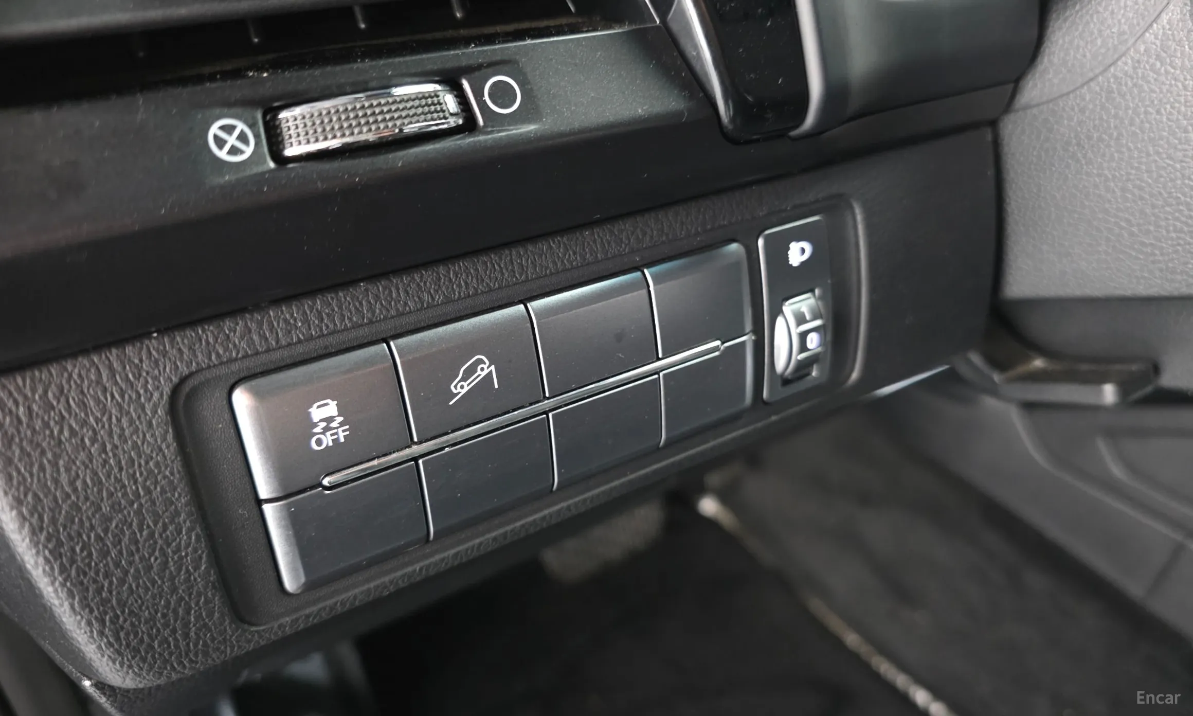 KG Mobility (SsangYong) Rexton Sports превью 13