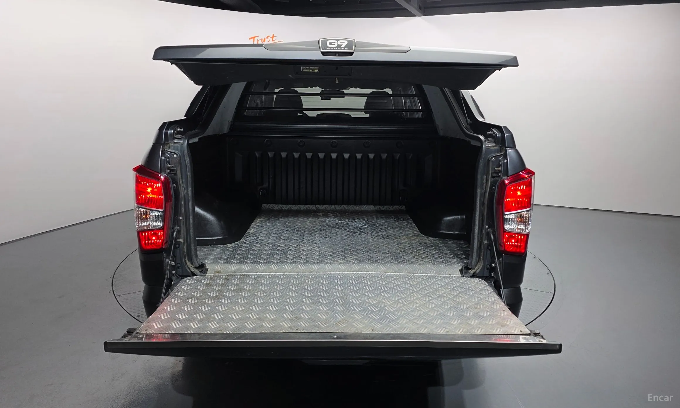 KG Mobility (SsangYong) Rexton Sports превью 20