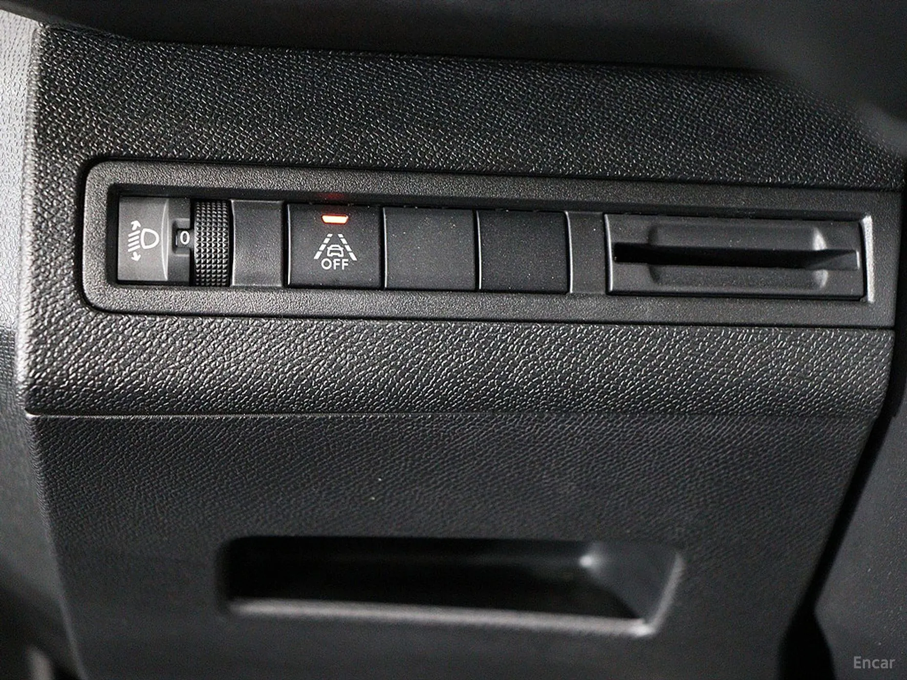 Peugeot 3008 2nd generation превью 12