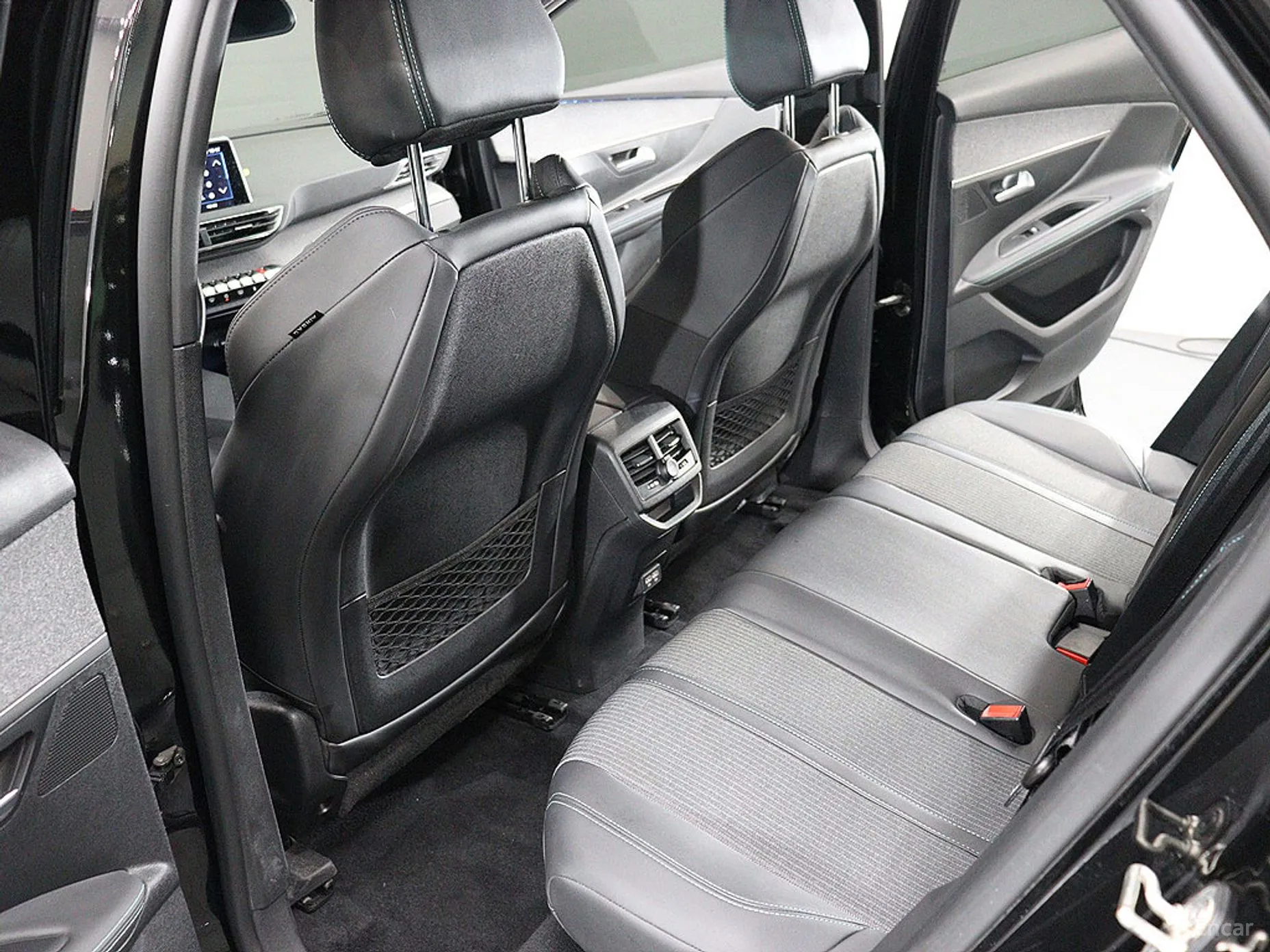 Peugeot 3008 2nd generation превью 15