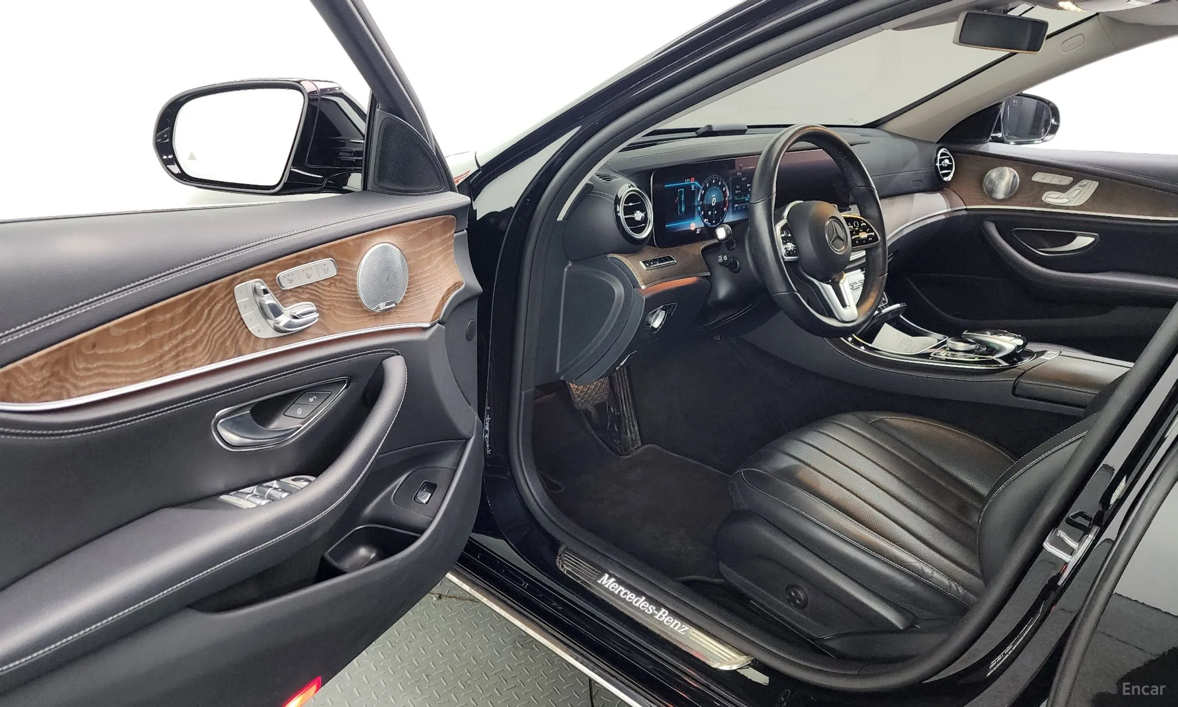 Mercedes Benz E-Class W213 превью 10