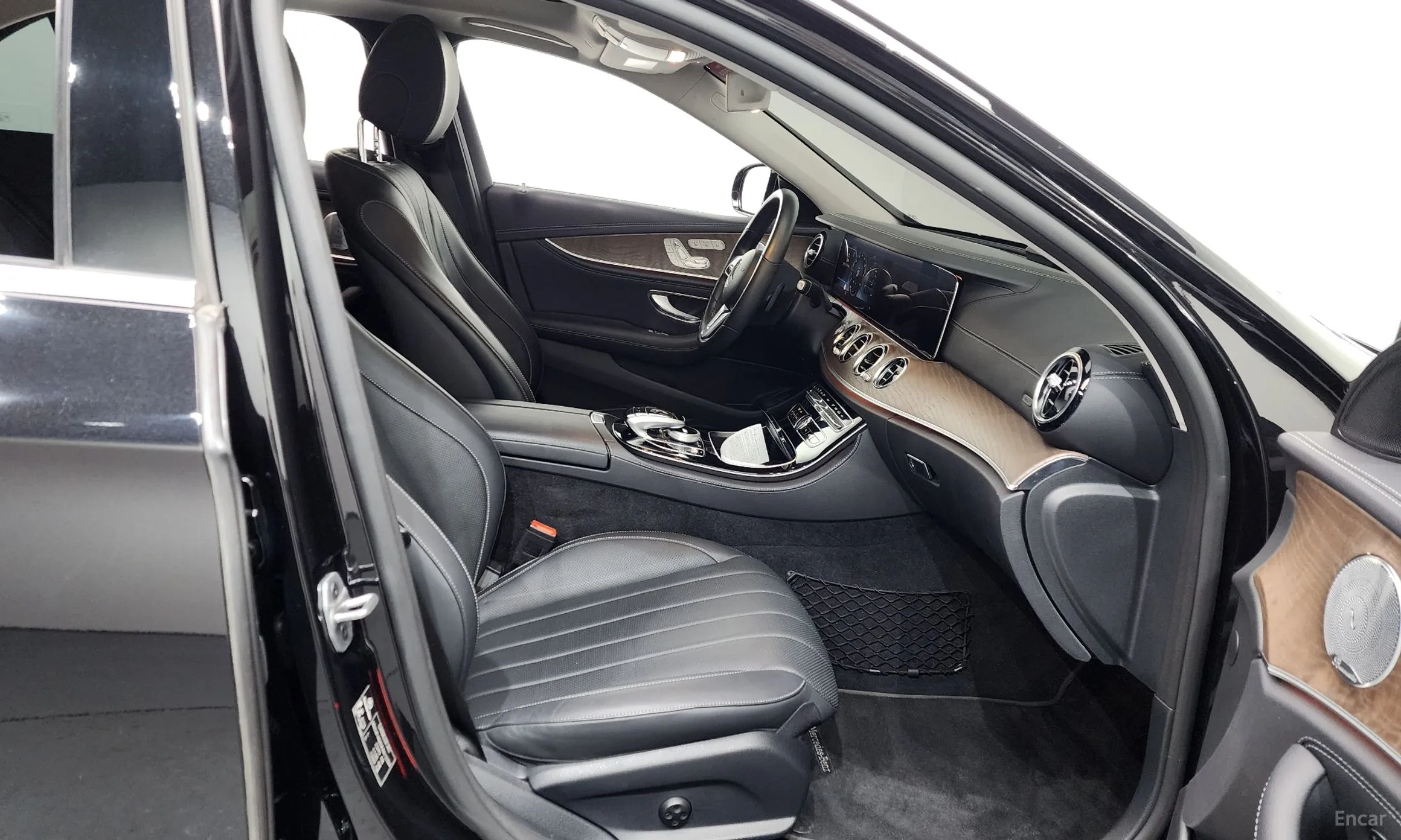 Mercedes Benz E-Class W213 превью 11