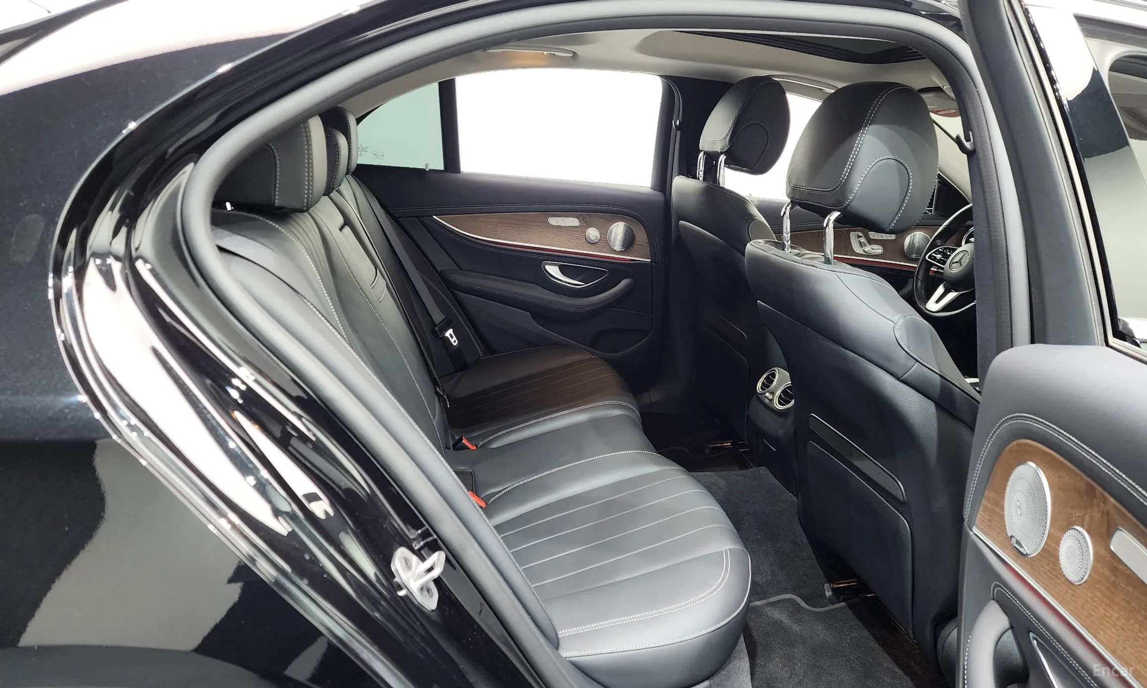 Mercedes Benz E-Class W213 превью 12