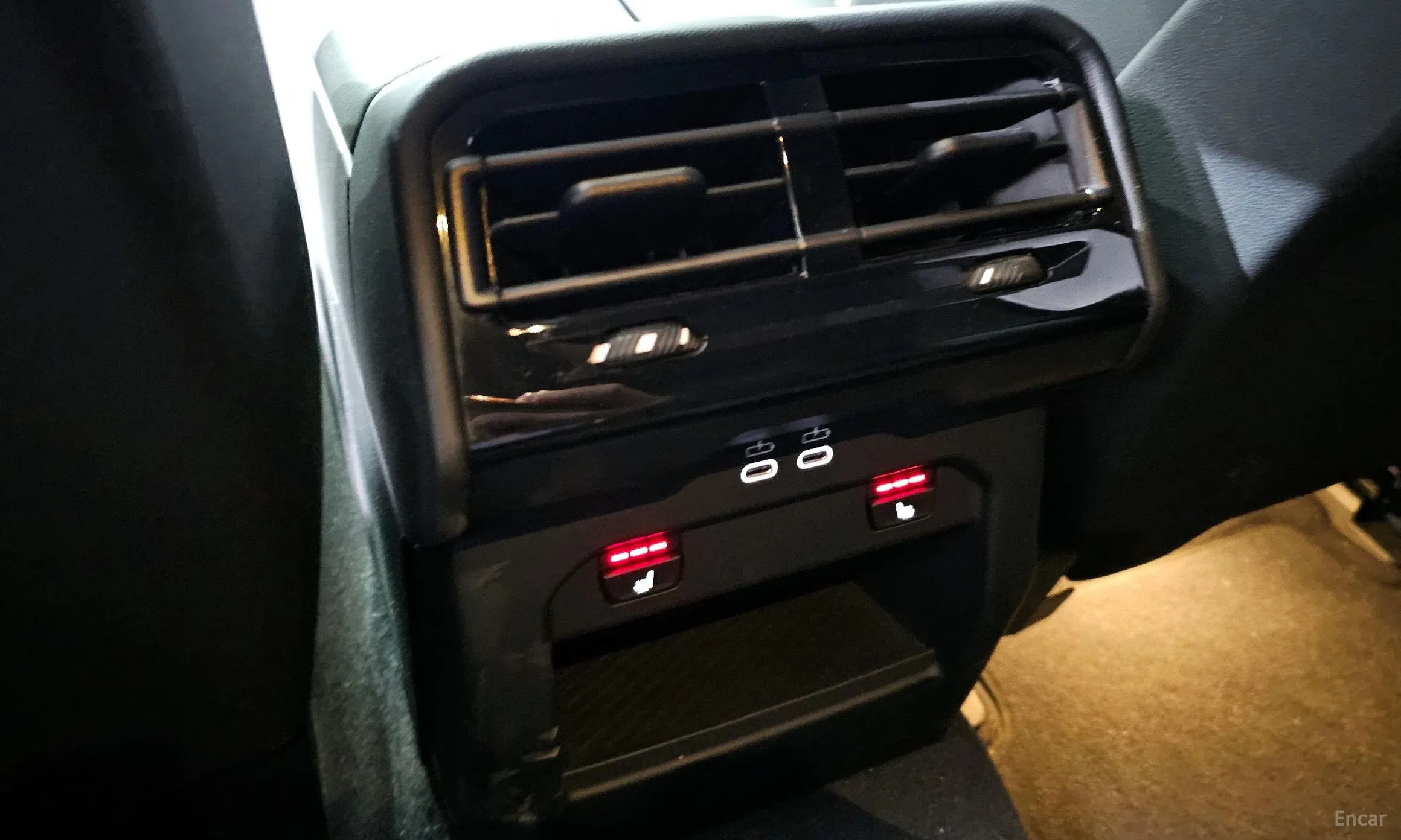 BMW 5 Series (G60) превью 17