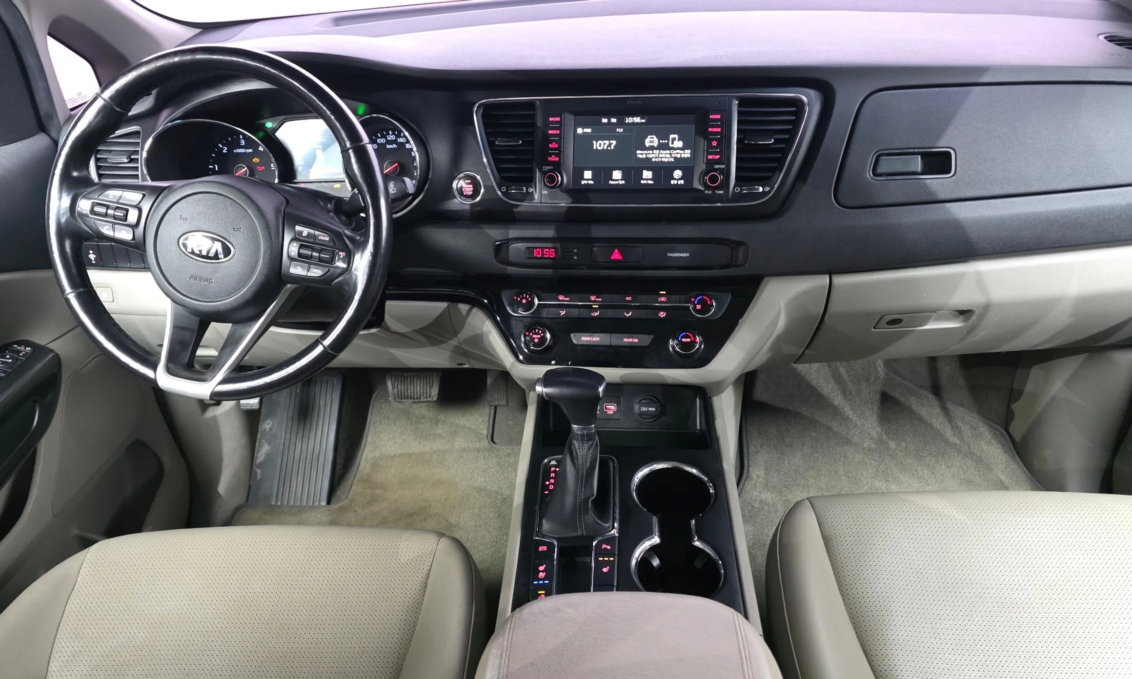 Kia Carnival превью 7