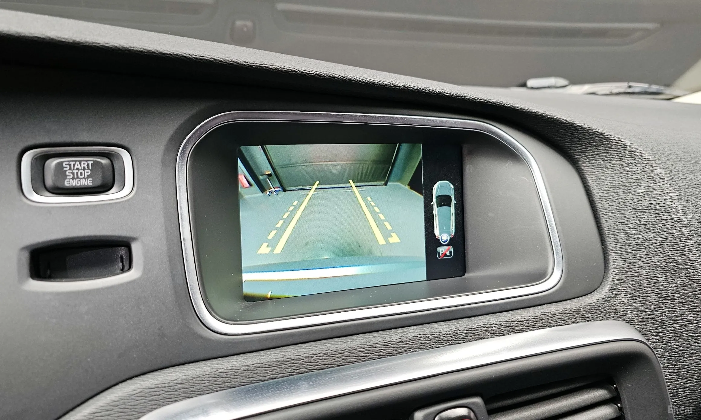 Volvo V40 превью 15