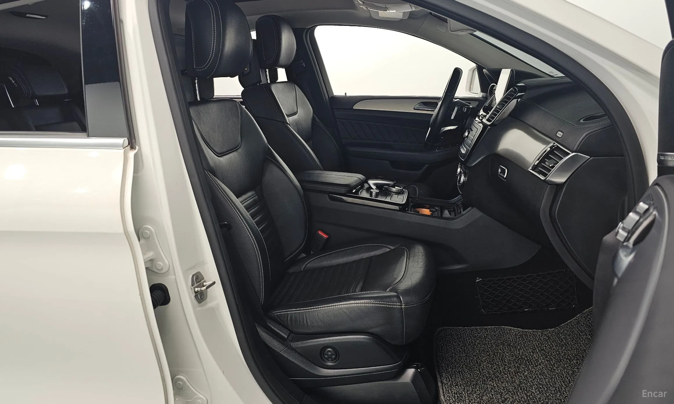 Mercedes Benz GLE-Class W166 превью 10
