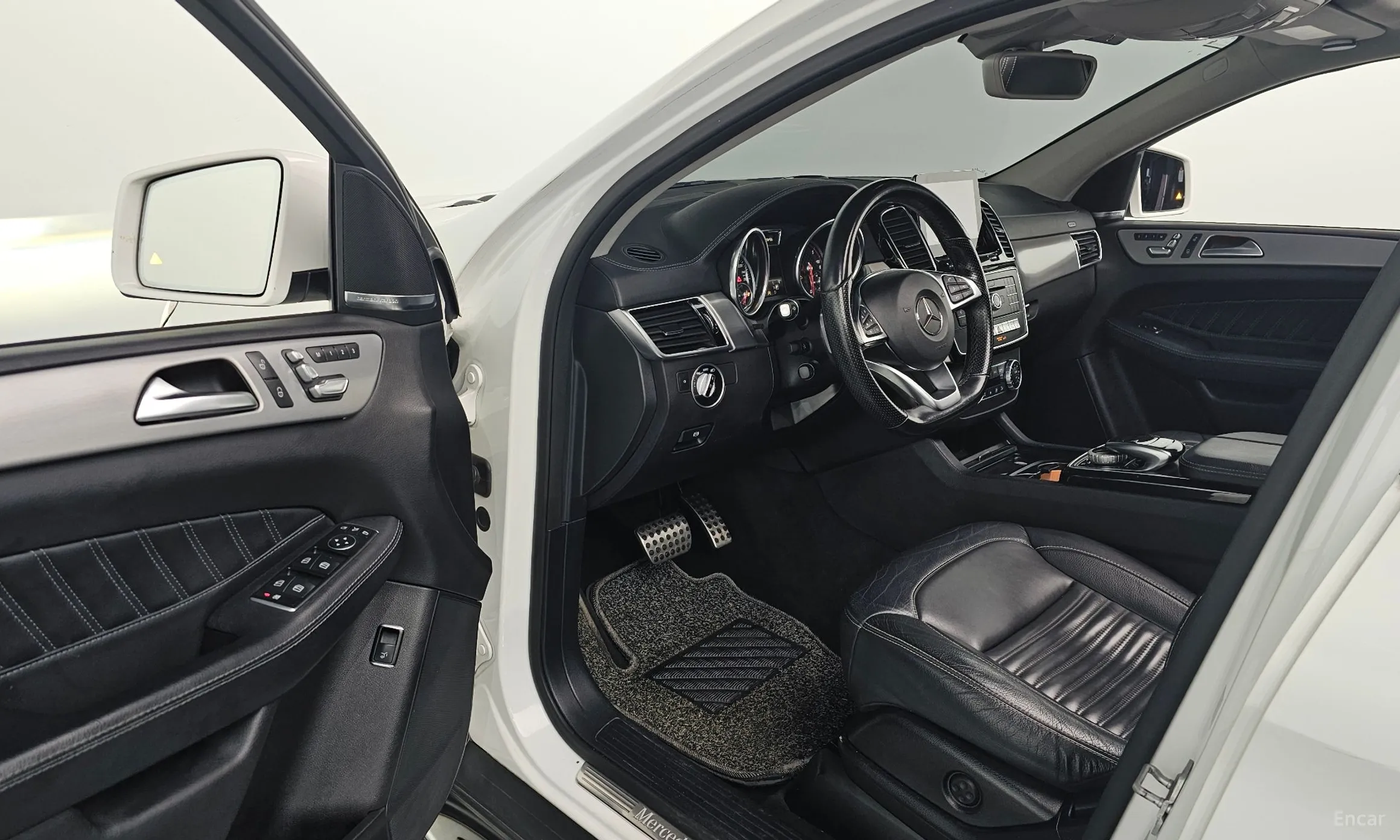 Mercedes Benz GLE-Class W166 превью 11