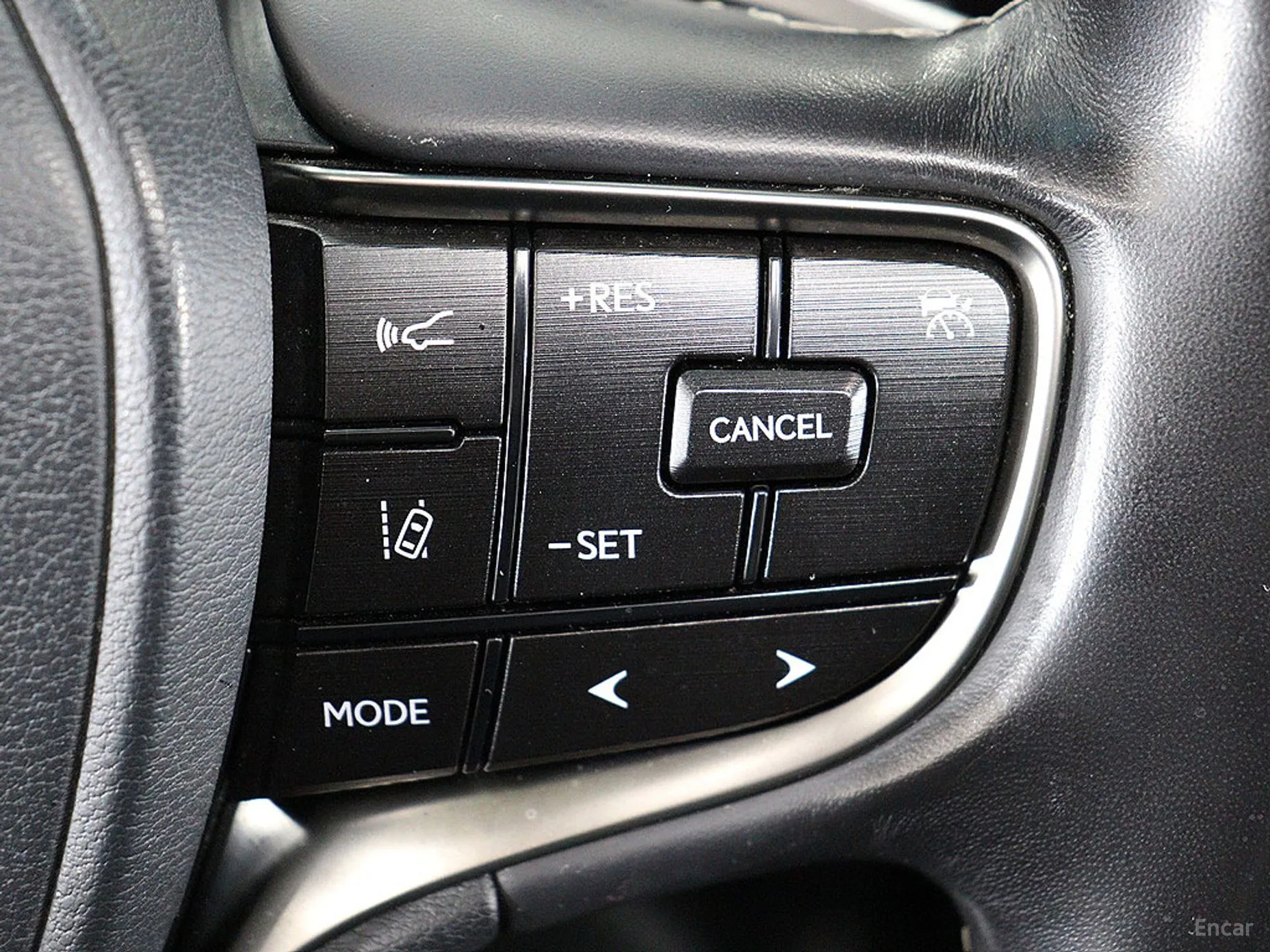 Lexus ES300h 7th Generation превью 12