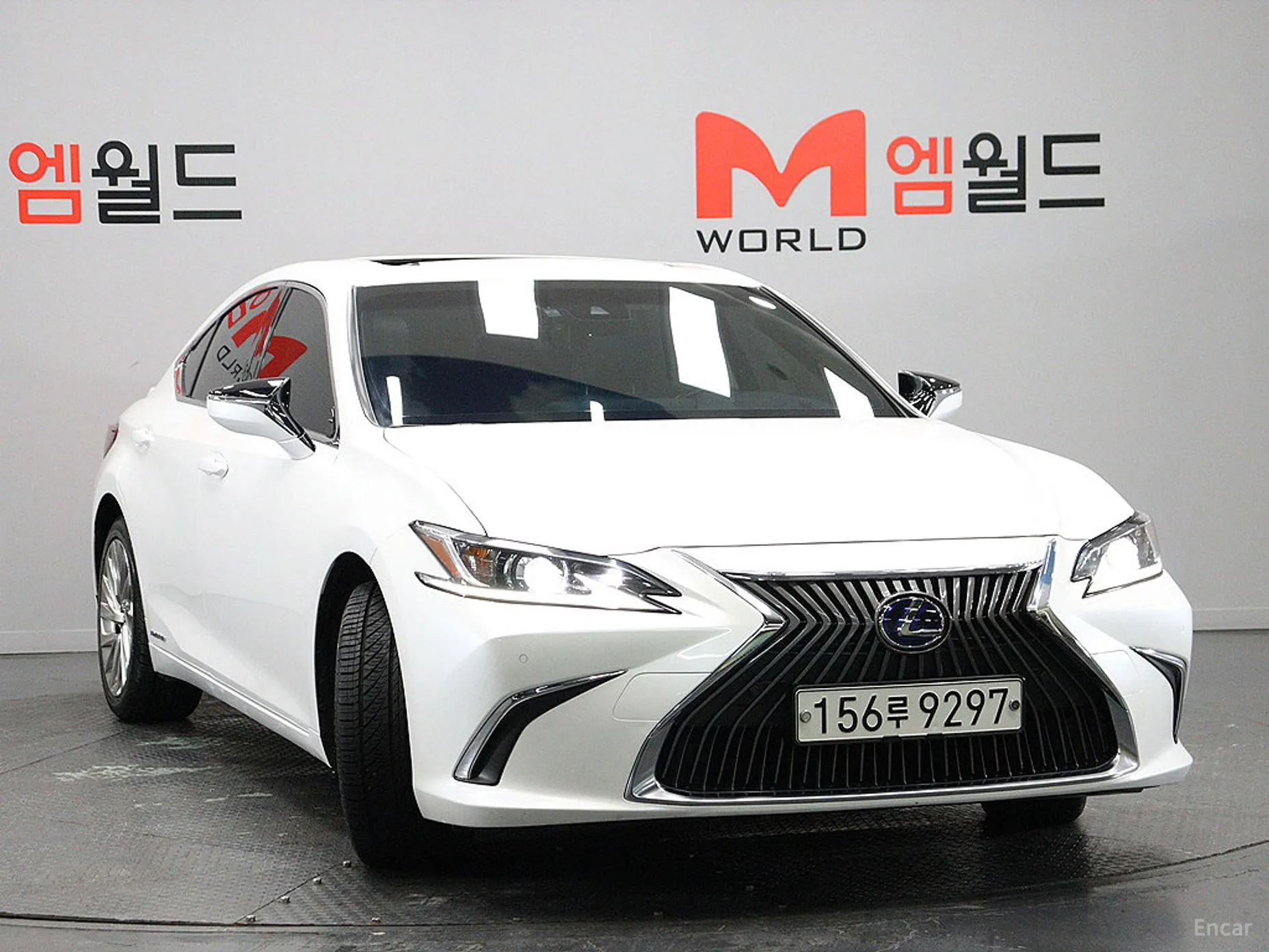 Lexus ES300h 7th Generation превью 3