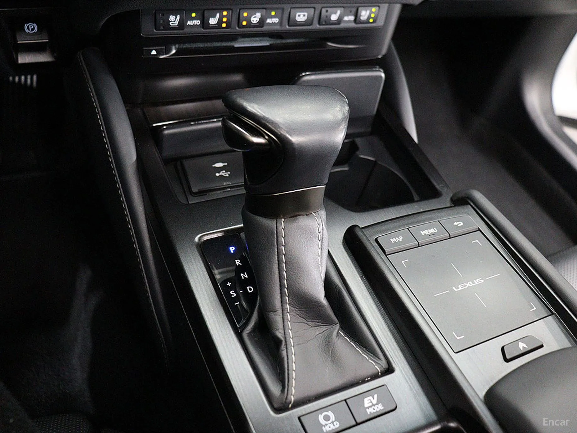 Lexus ES300h 7th Generation превью 7