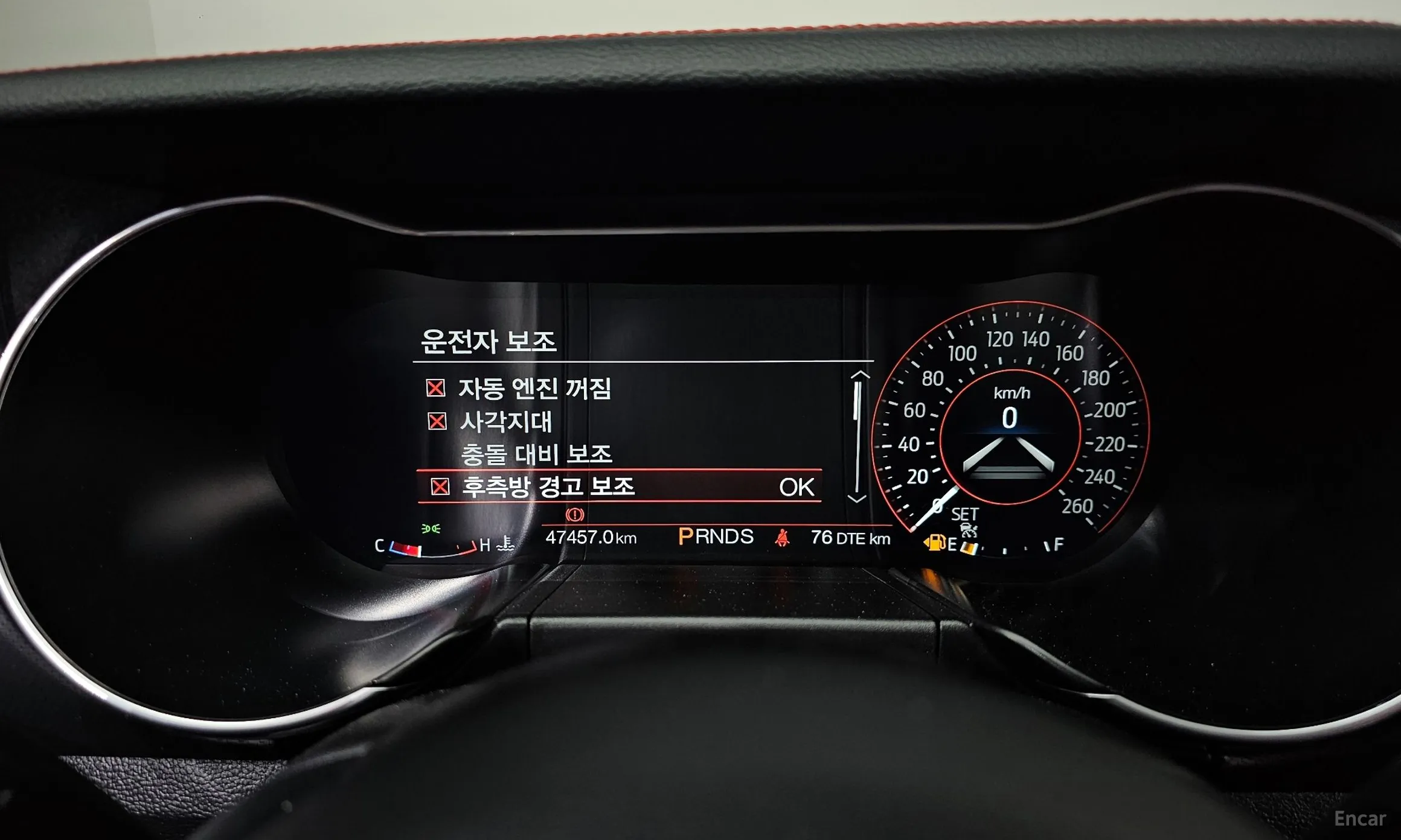 Ford Mustang превью 8