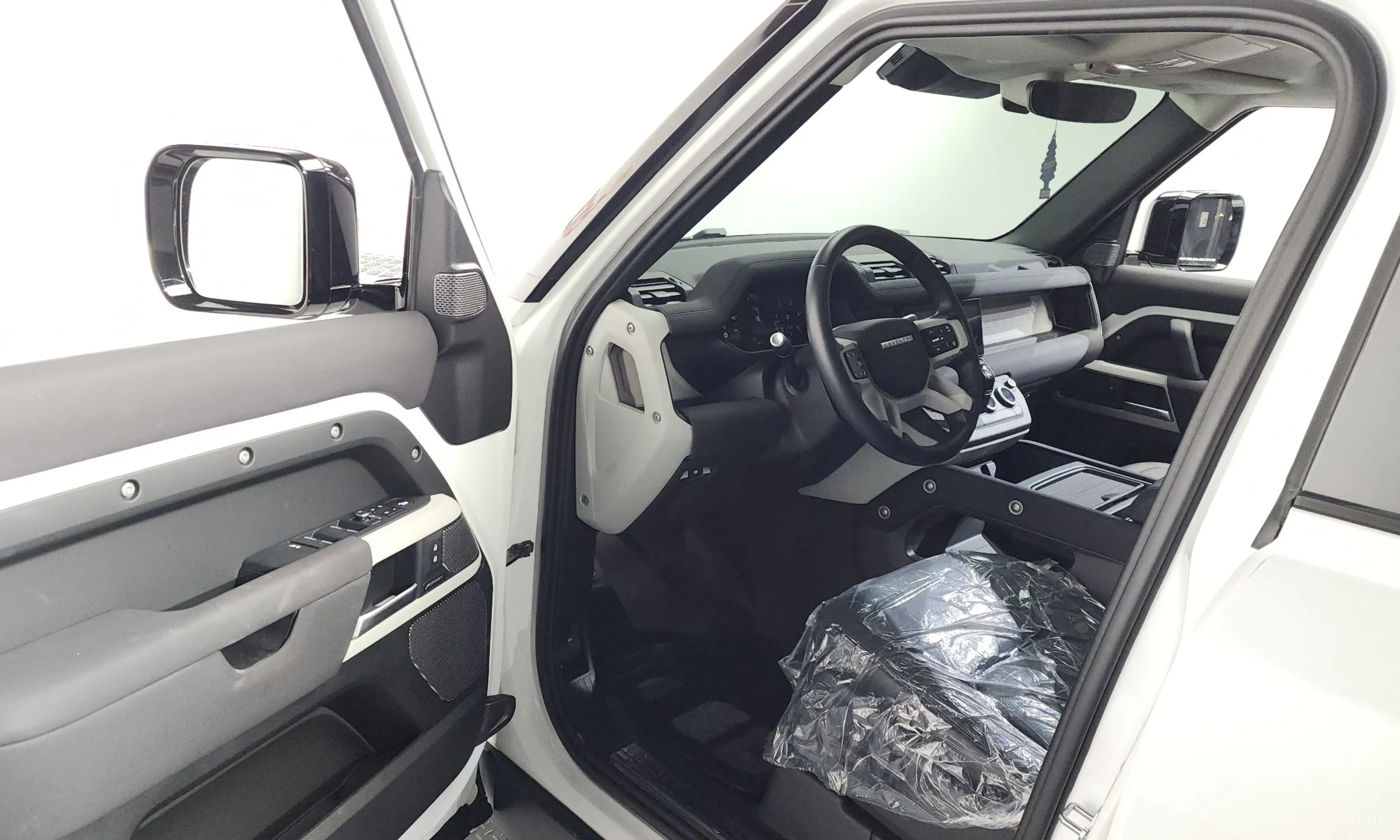 Land Rover Defender (L663) превью 10