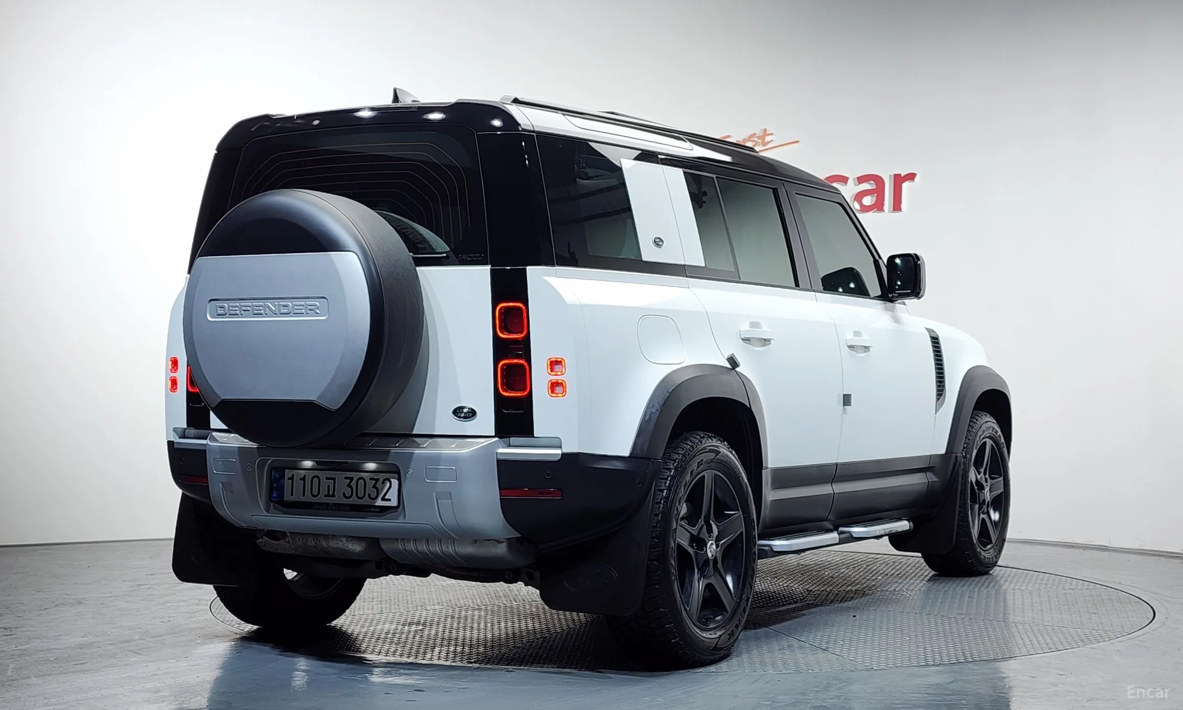 Land Rover Defender (L663)
