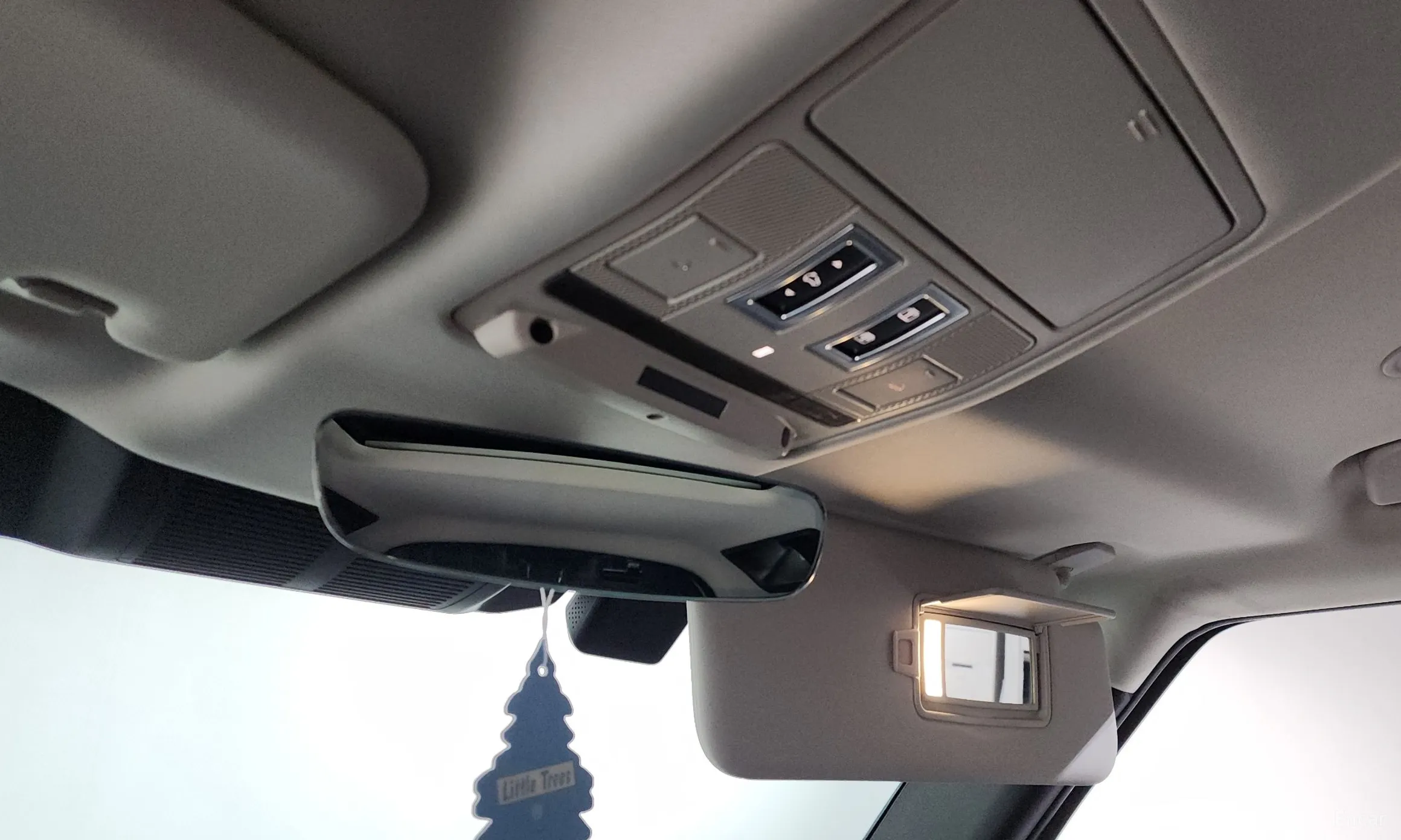 Land Rover Defender (L663) превью 17