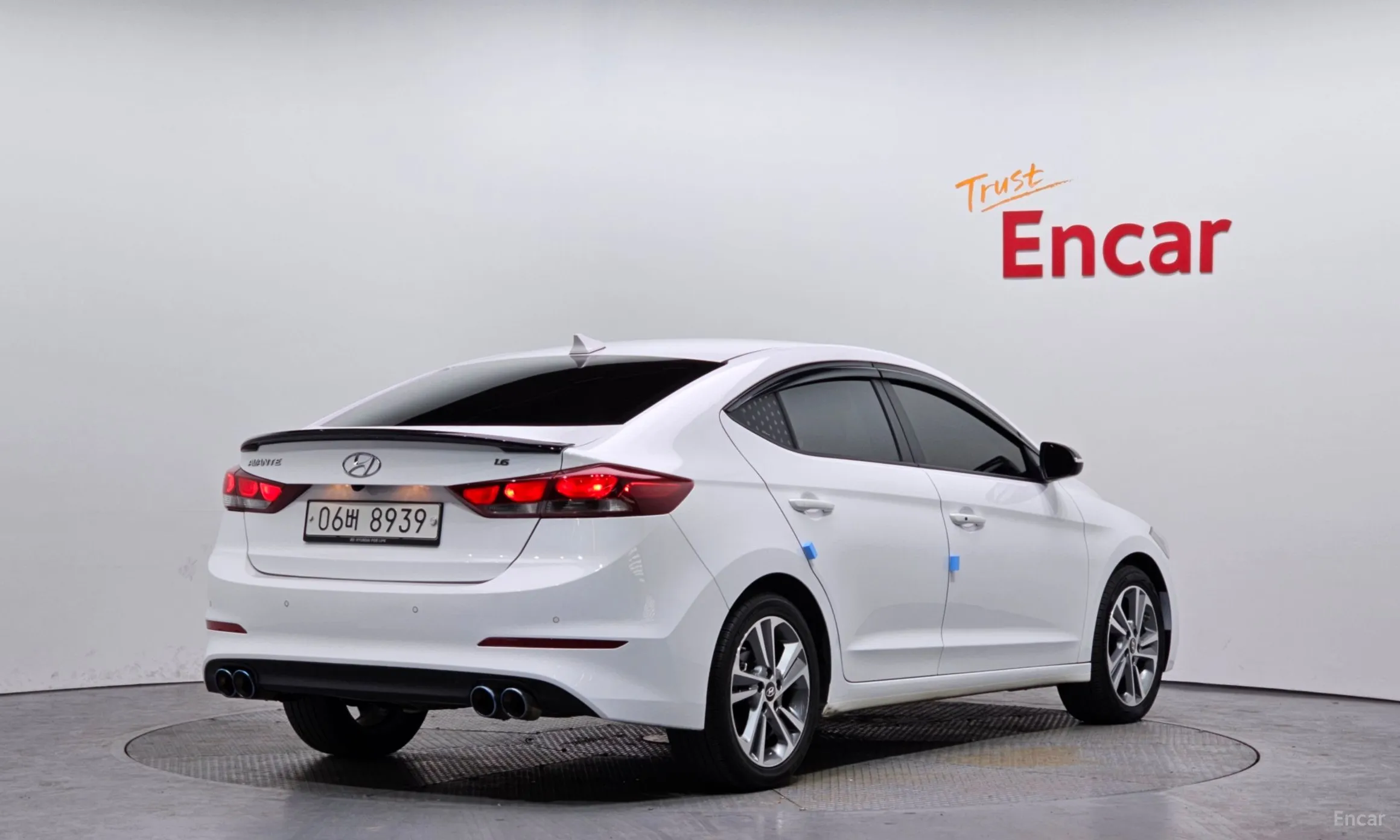 Hyundai Avante AD