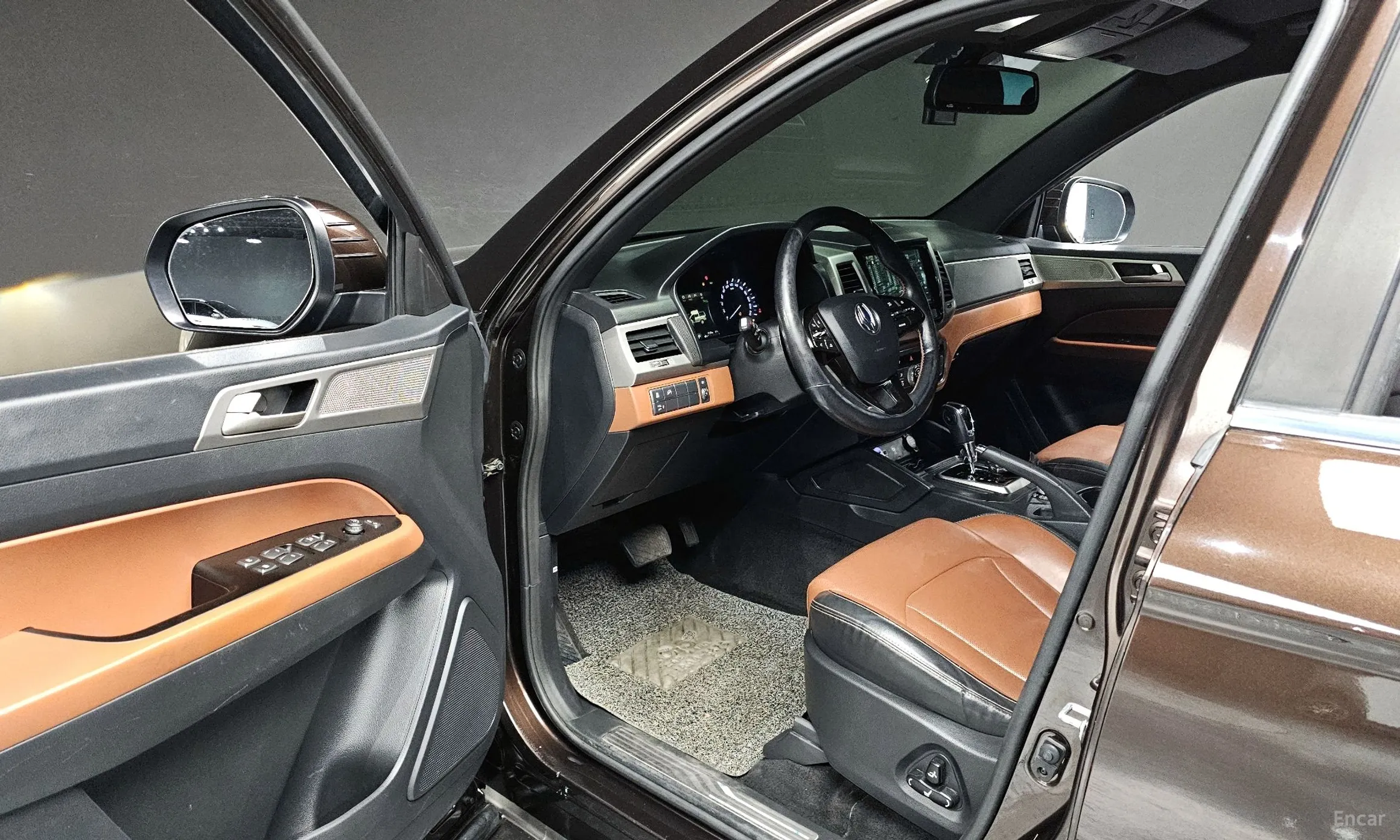 KG Mobility (SsangYong) Rexton Sports превью 11
