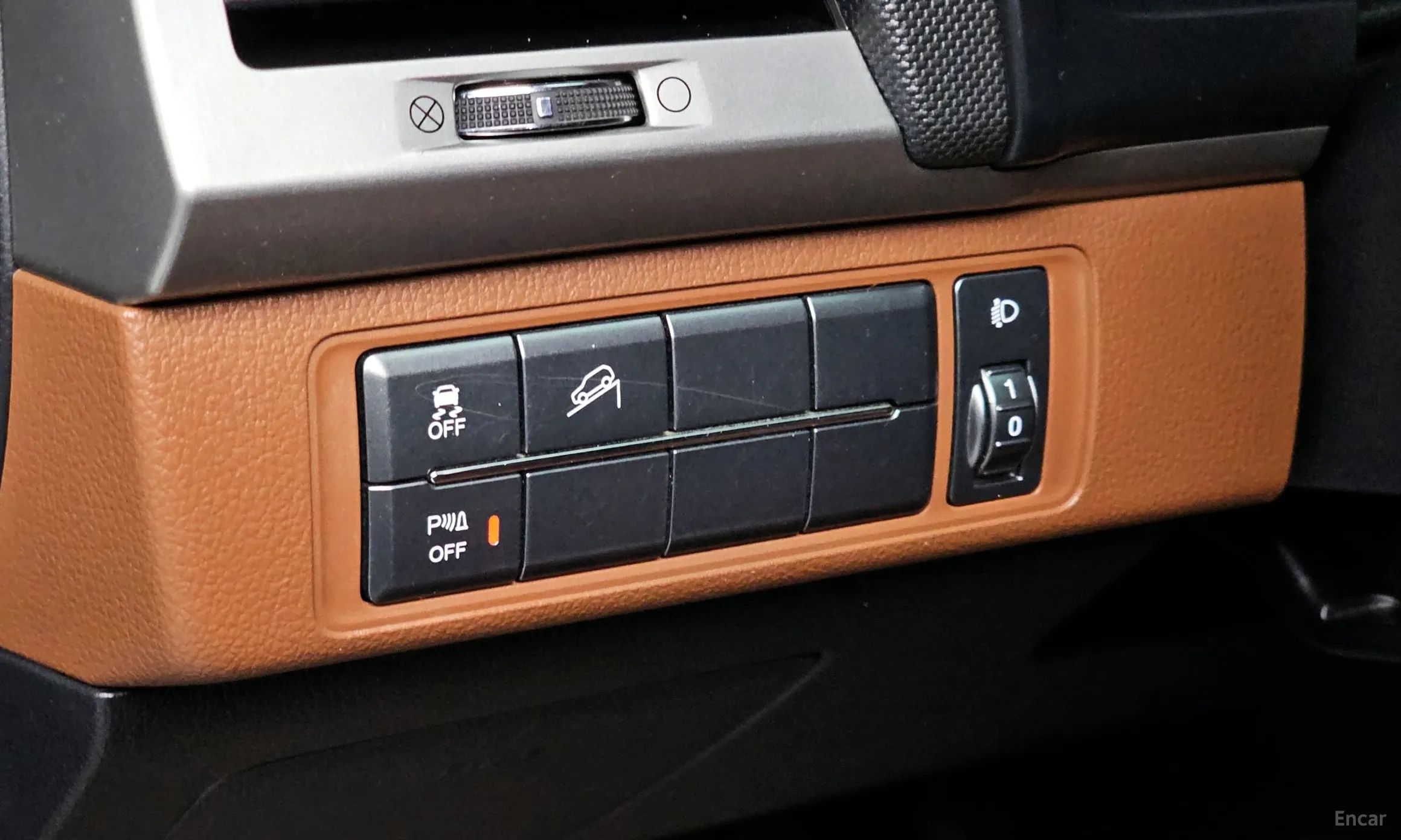 KG Mobility (SsangYong) Rexton Sports превью 16