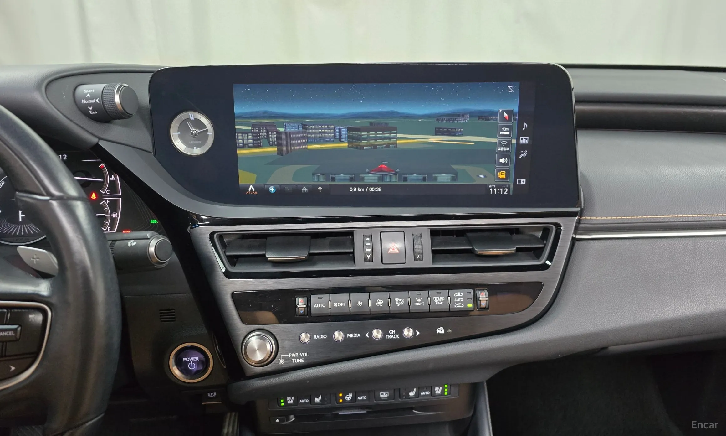 Lexus ES300h 7th Generation превью 14