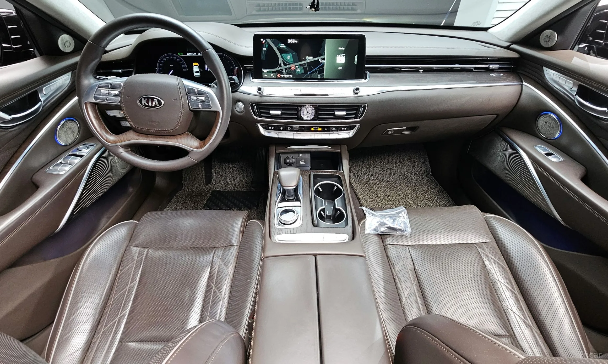 Kia K9 превью 7