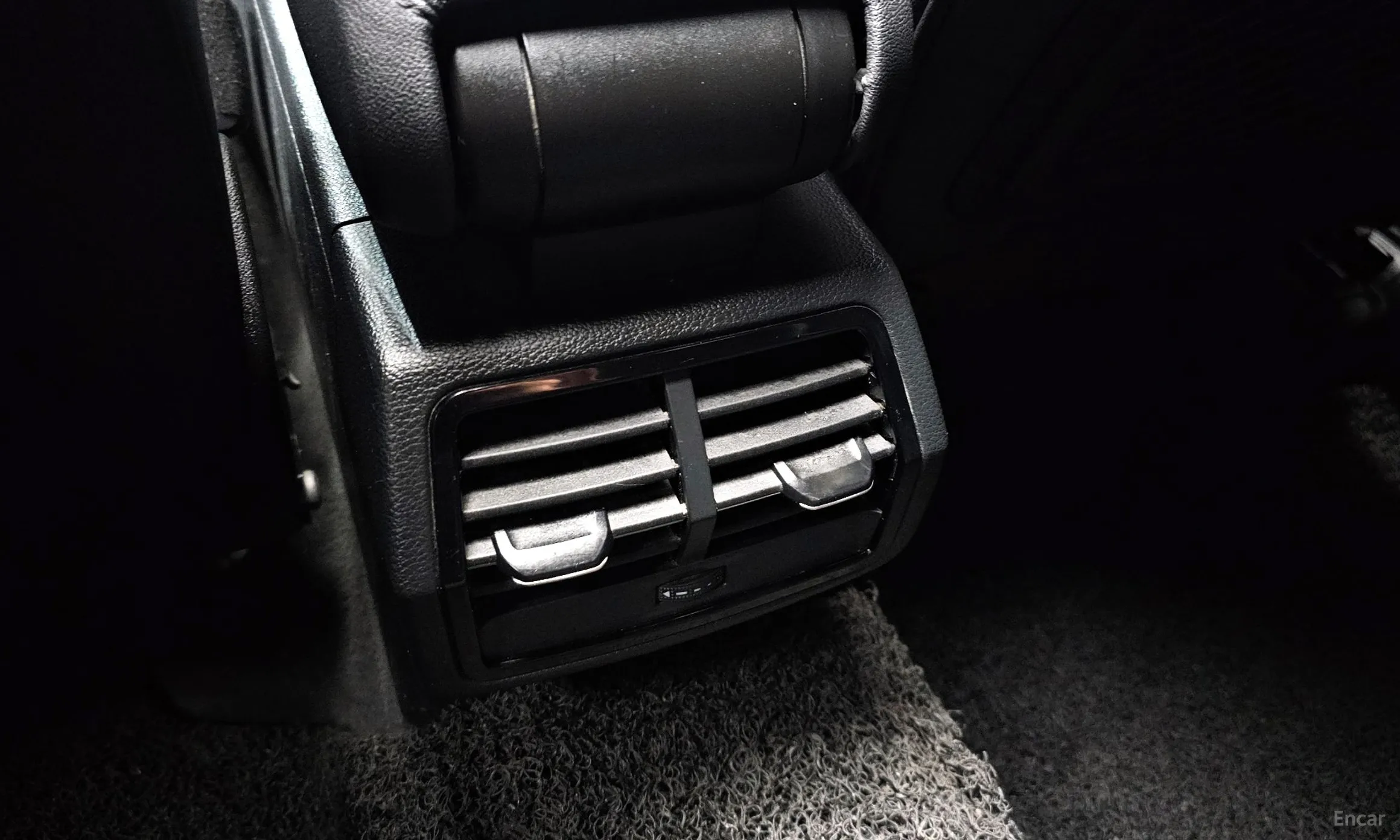 Audi Q3 (F3) превью 18