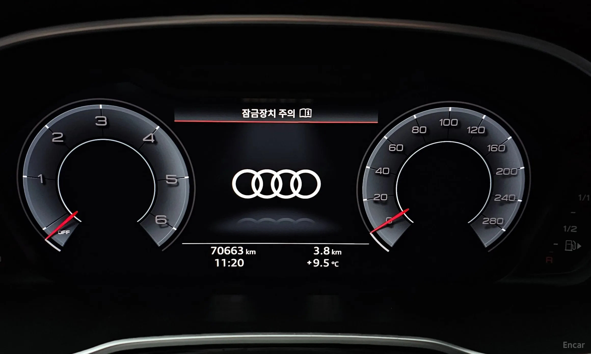 Audi Q3 (F3) превью 8