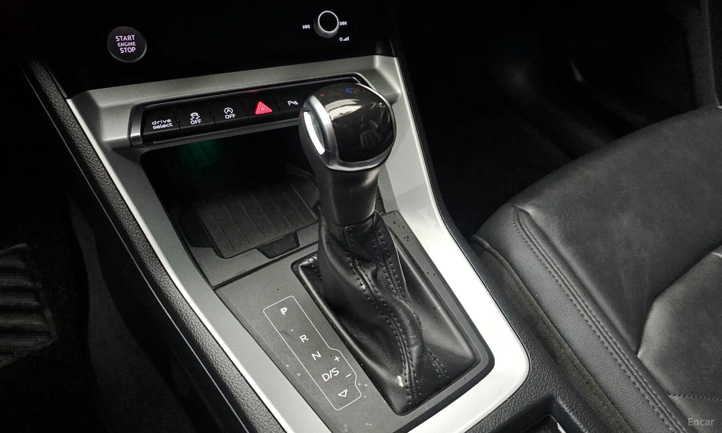 Audi Q3 (F3) превью 9