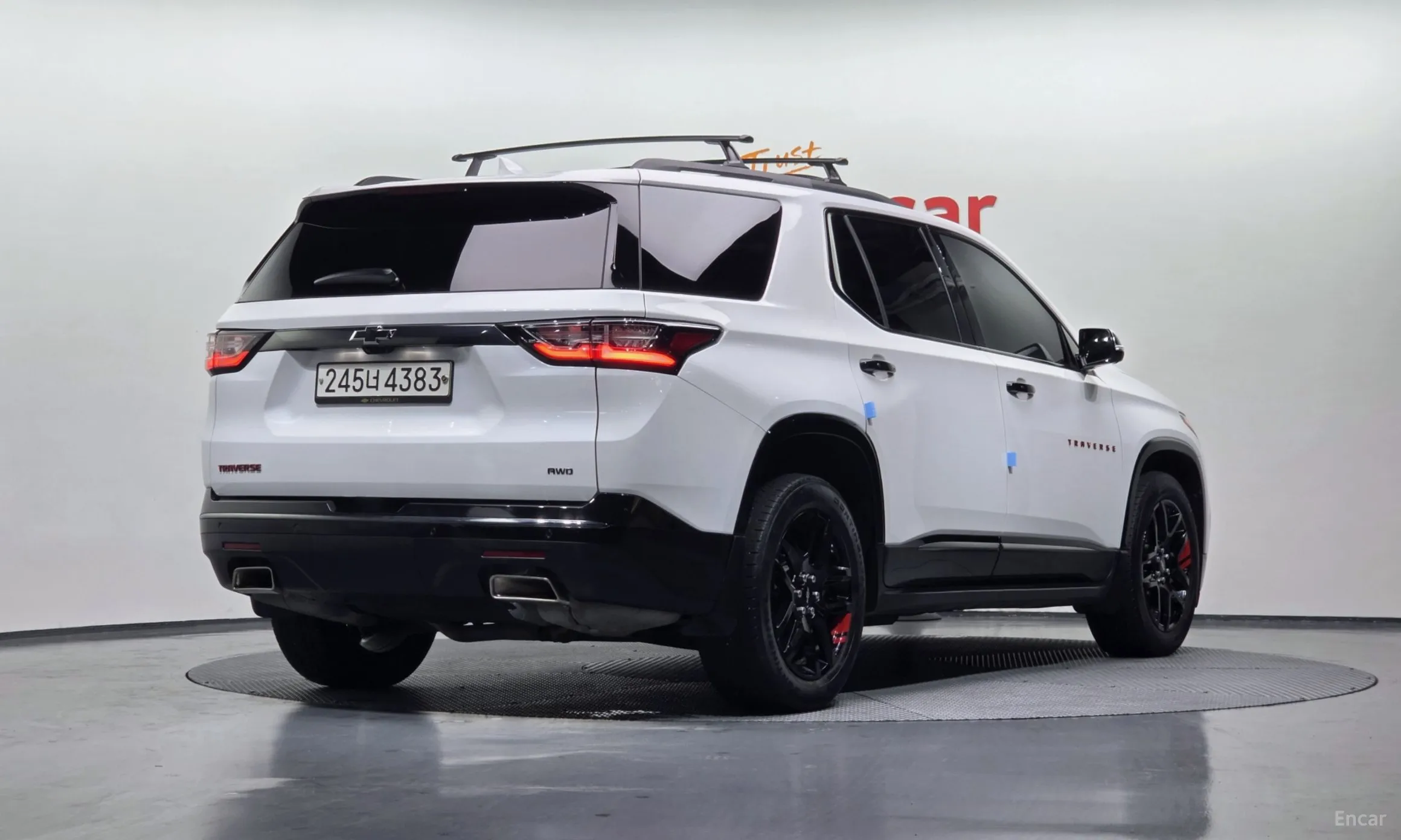 Chevrolet (GM Daewoo) Traverse превью 2