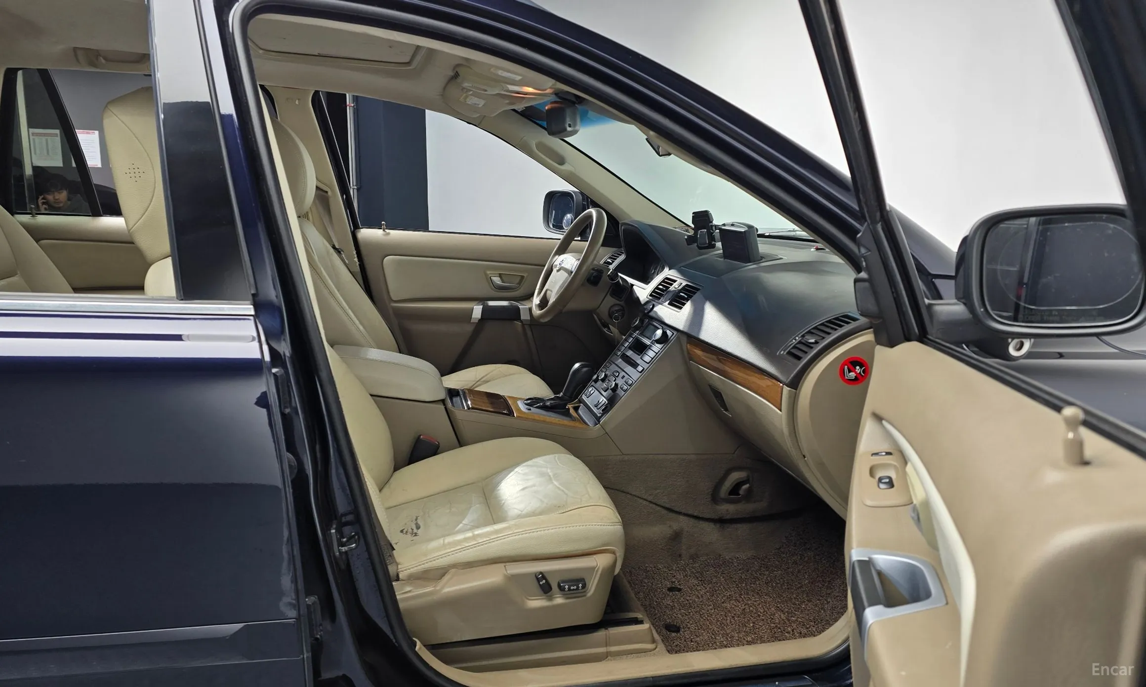 Volvo XC90 превью 11