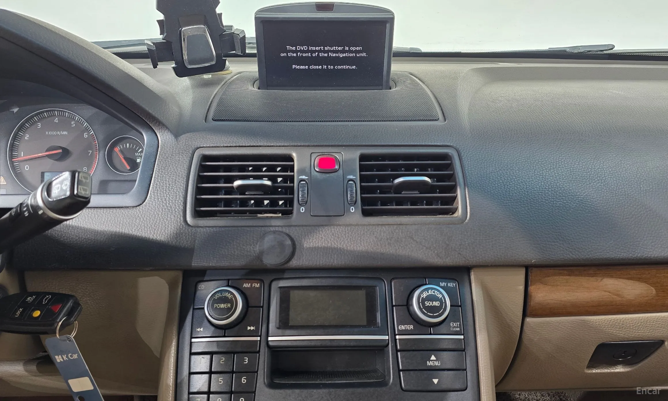Volvo XC90 превью 14