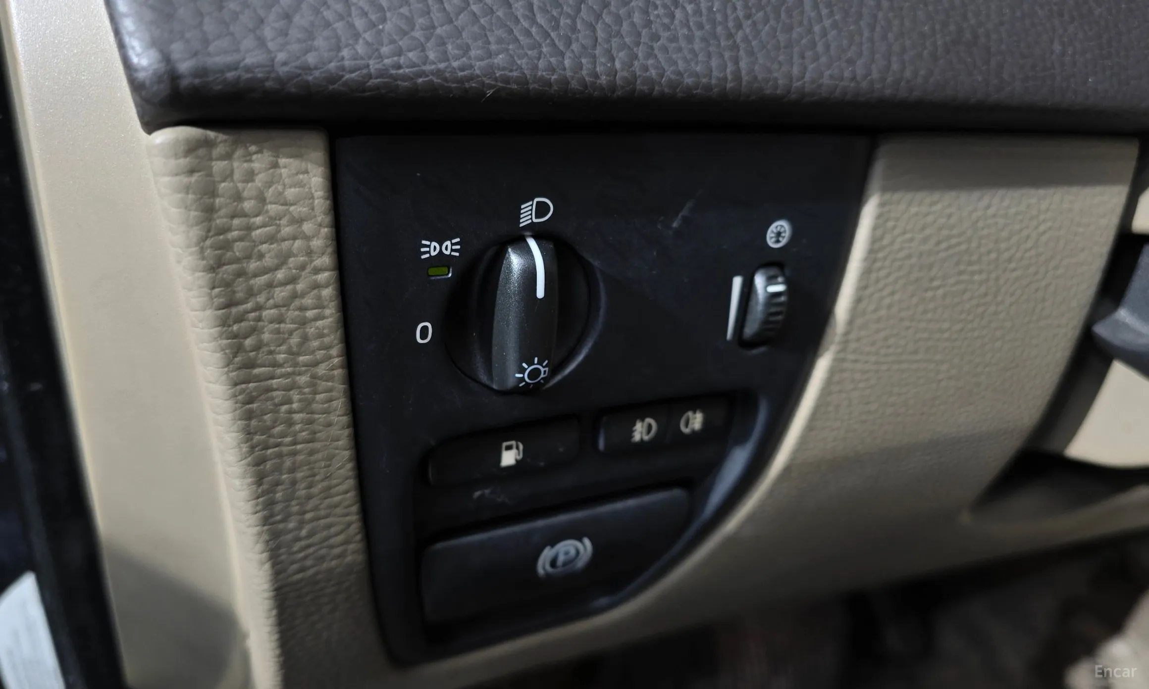 Volvo XC90 превью 17