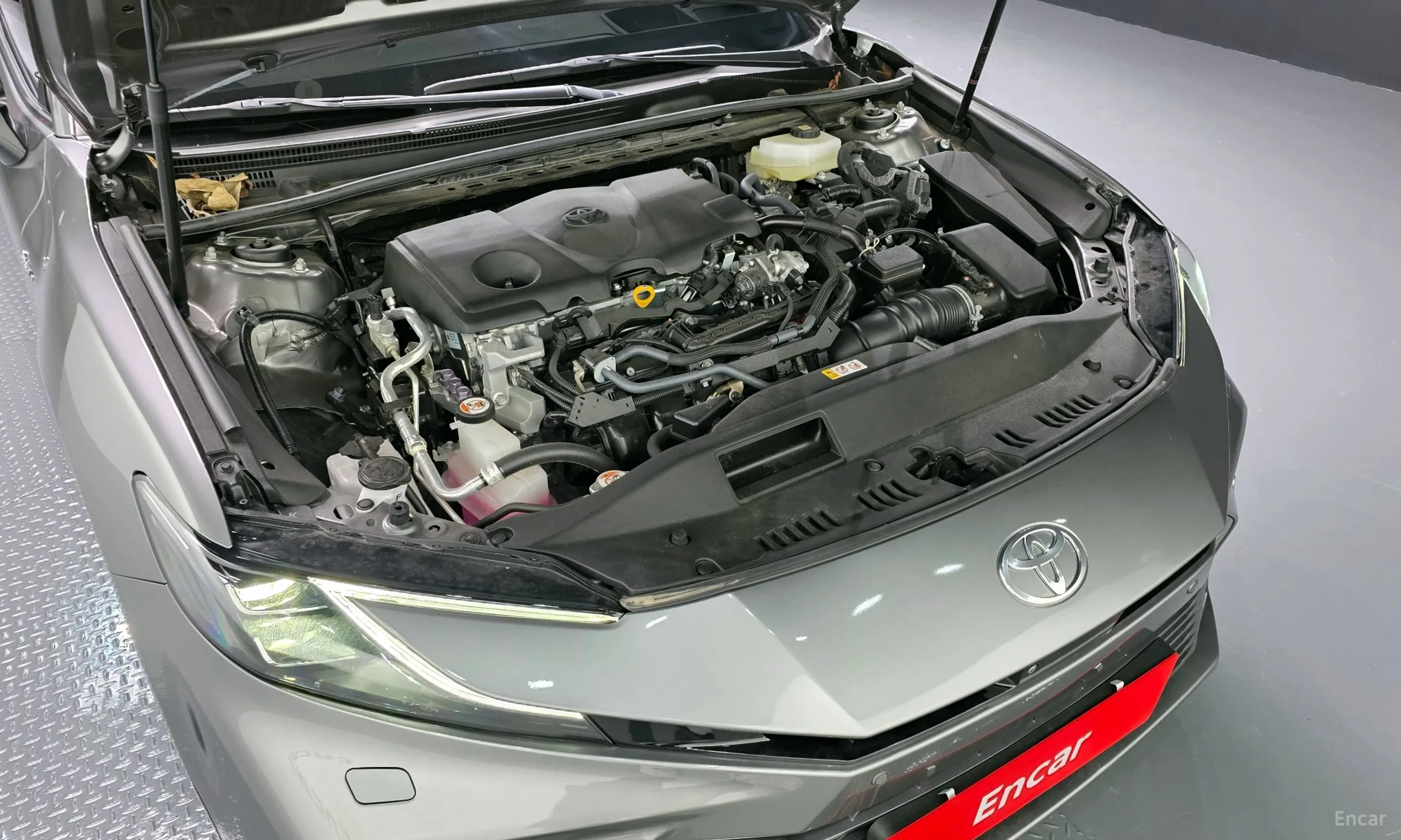 Toyota Camry (XV80) превью 6