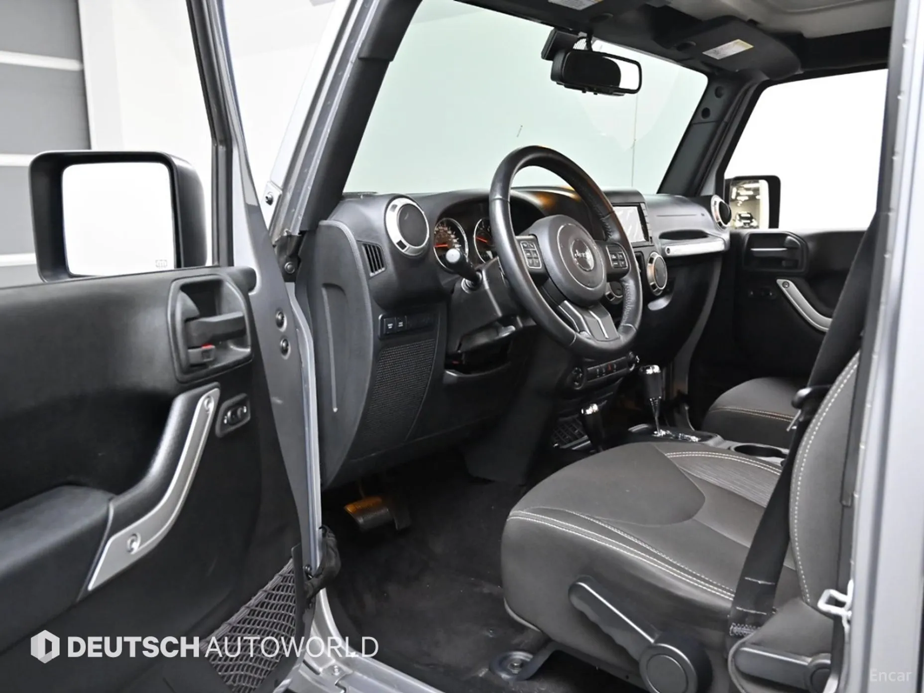 Jeep Wrangler (JK) превью 11