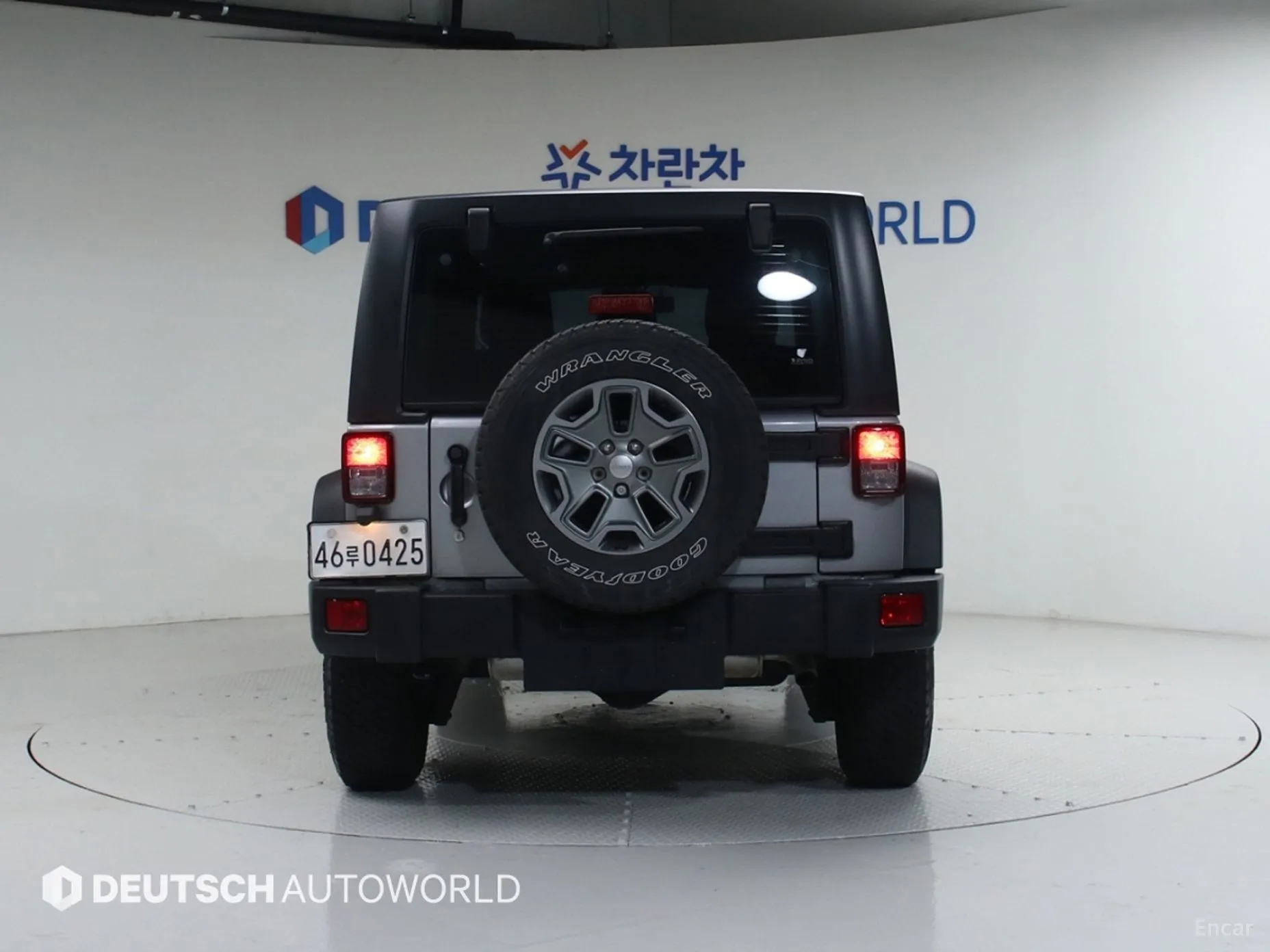Jeep Wrangler (JK) превью 4