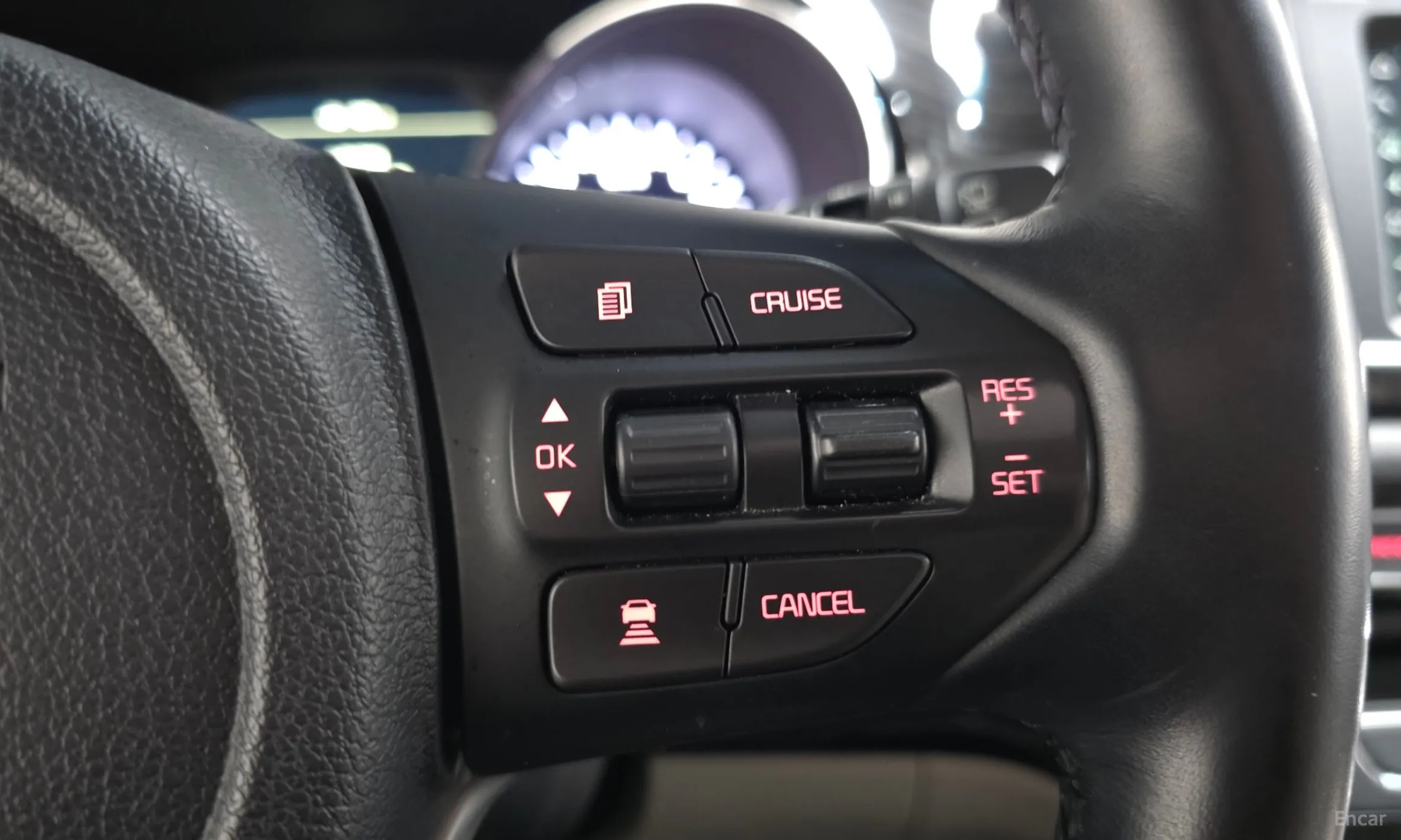 Kia Carnival превью 19