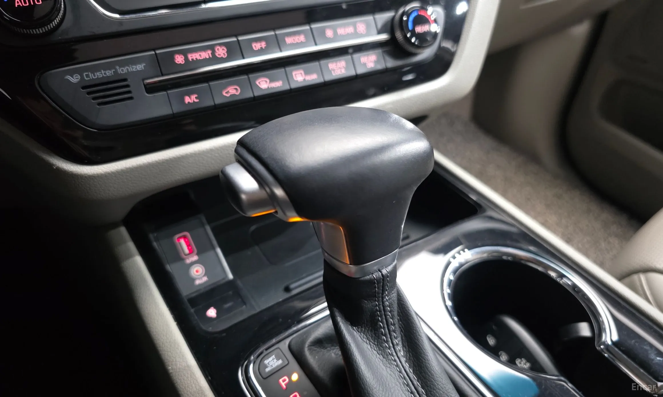 Kia Carnival превью 9
