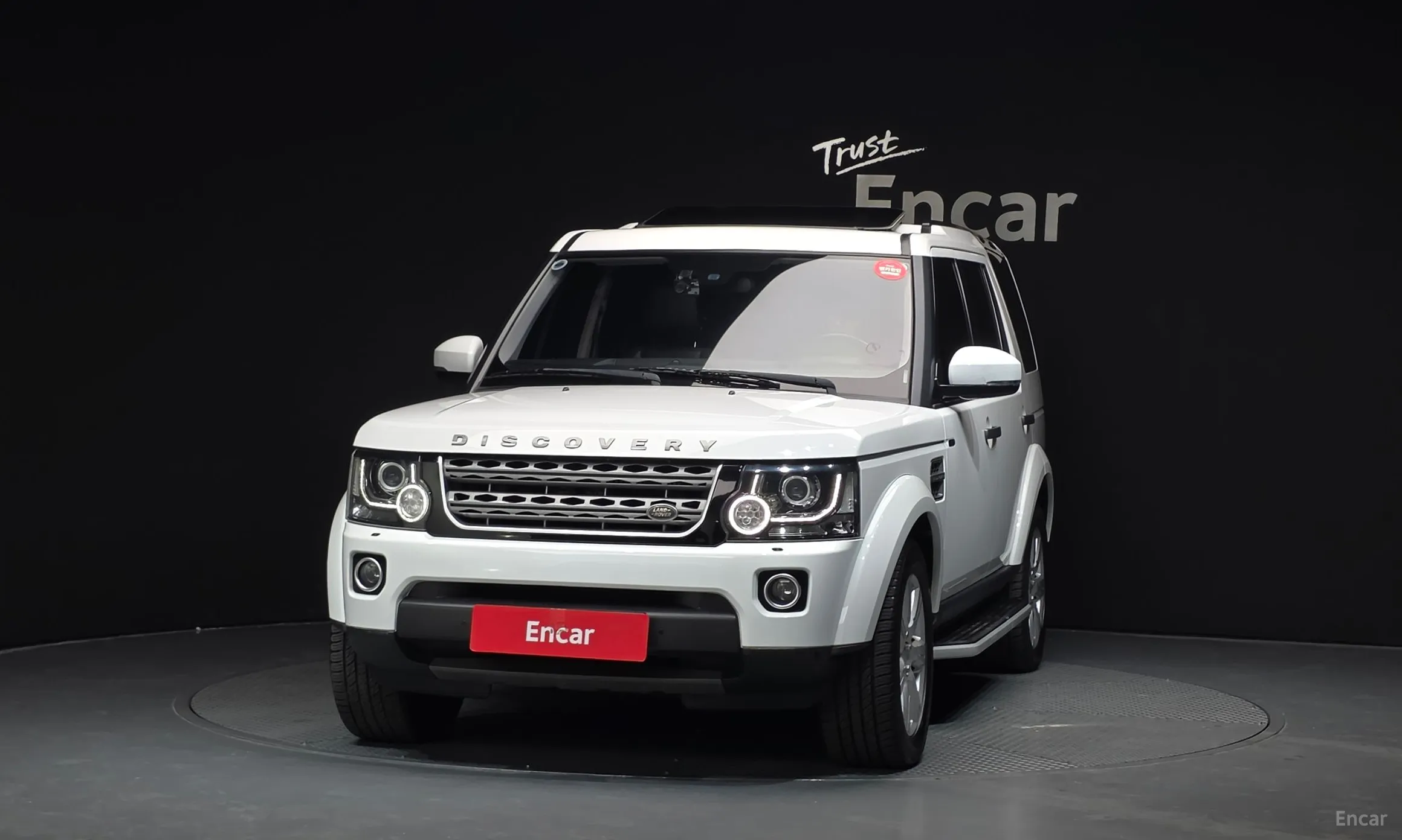 Land Rover Discovery 4 превью 3