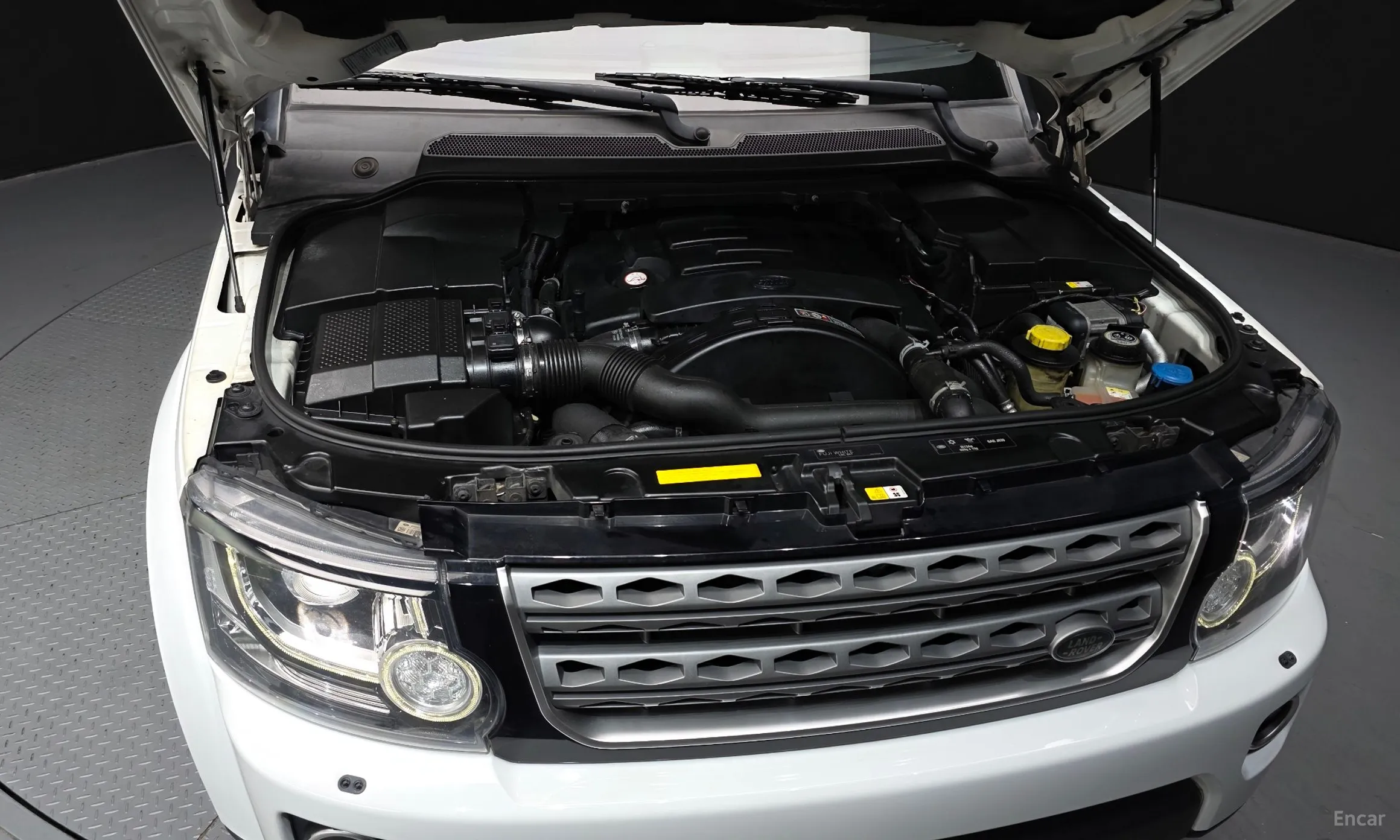 Land Rover Discovery 4 превью 6