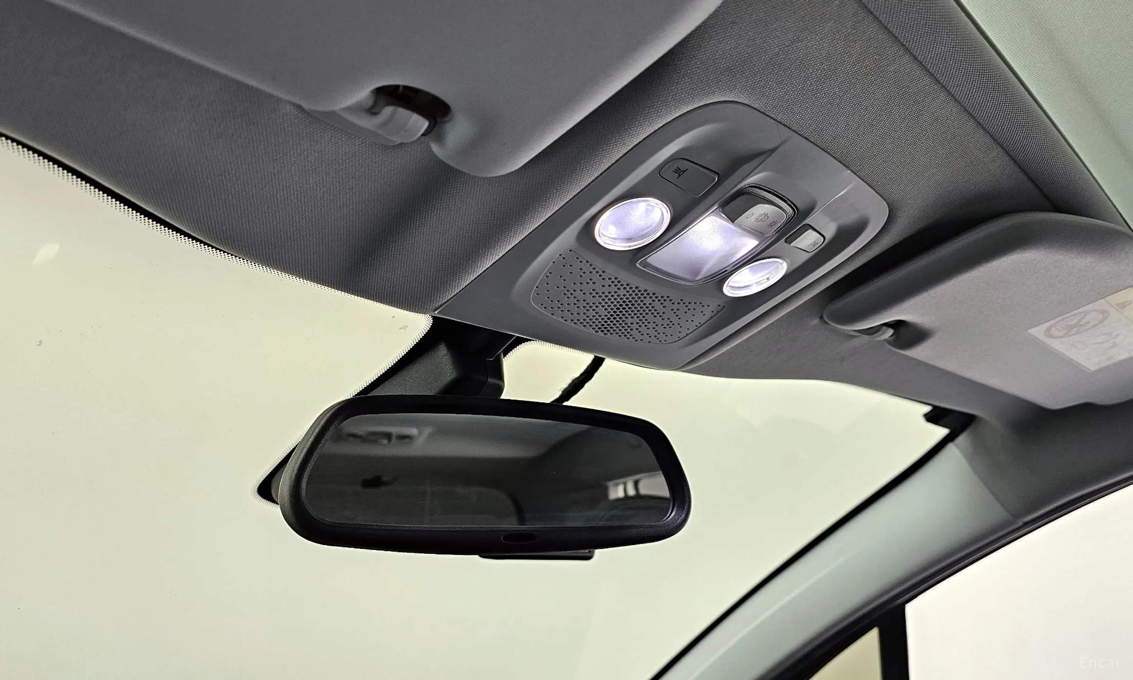 Peugeot 2008. превью 15