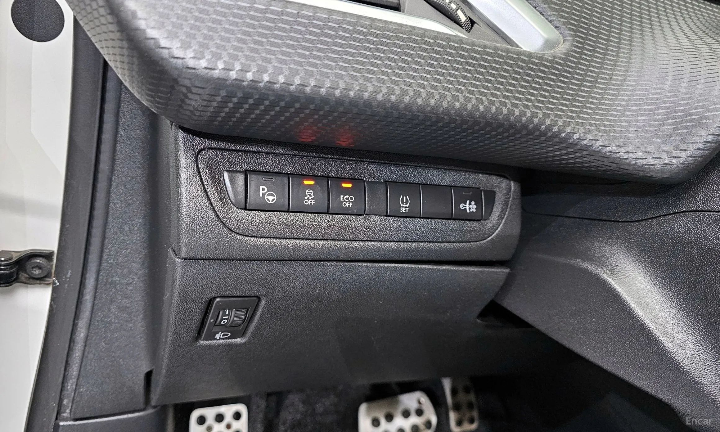 Peugeot 2008. превью 16