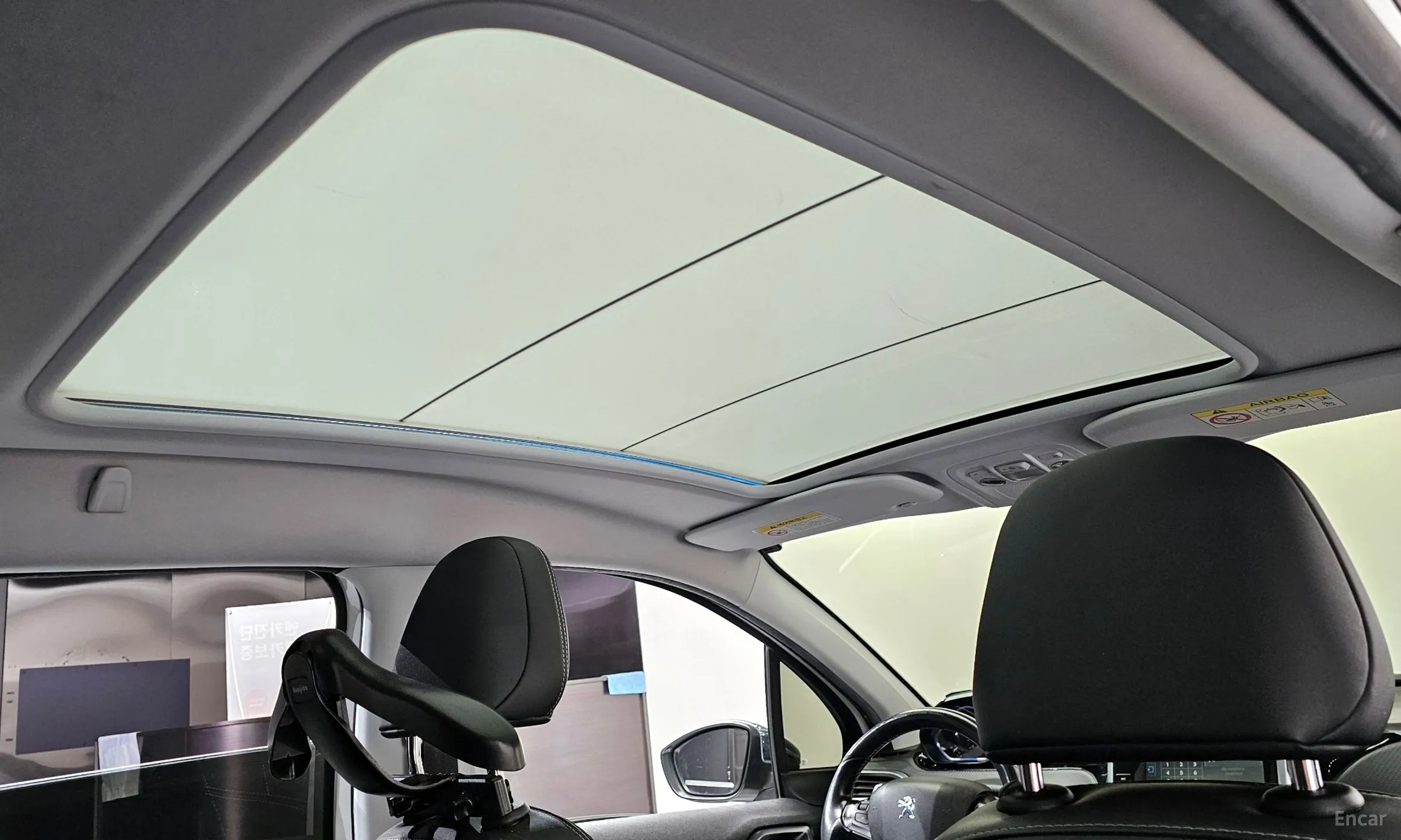 Peugeot 2008. превью 19