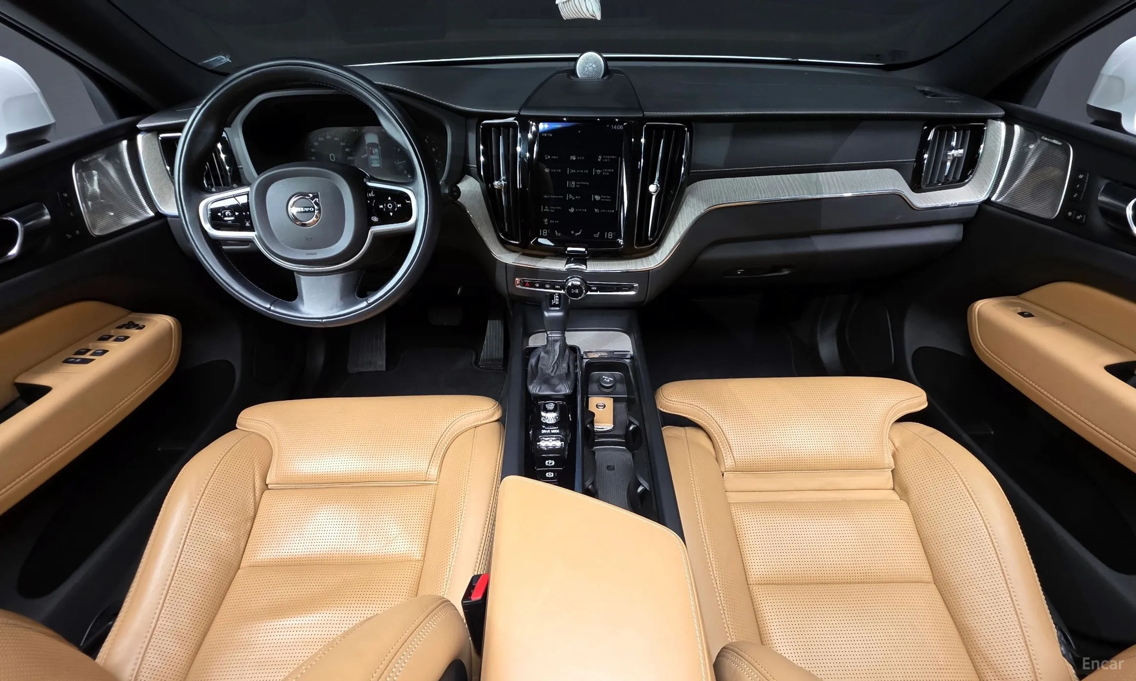Volvo XC60 Gen 2 превью 7