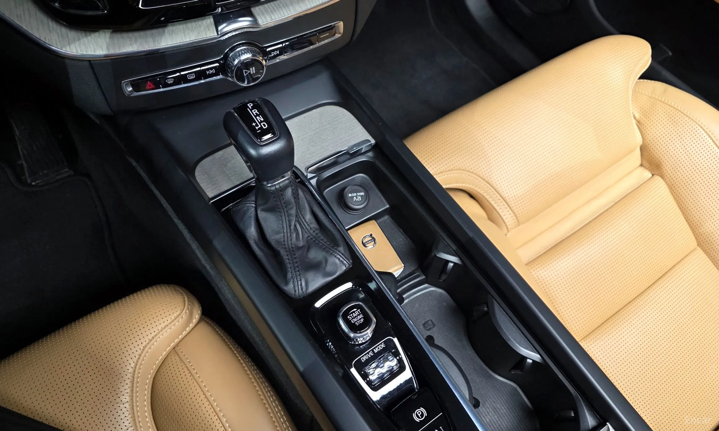 Volvo XC60 Gen 2 превью 9