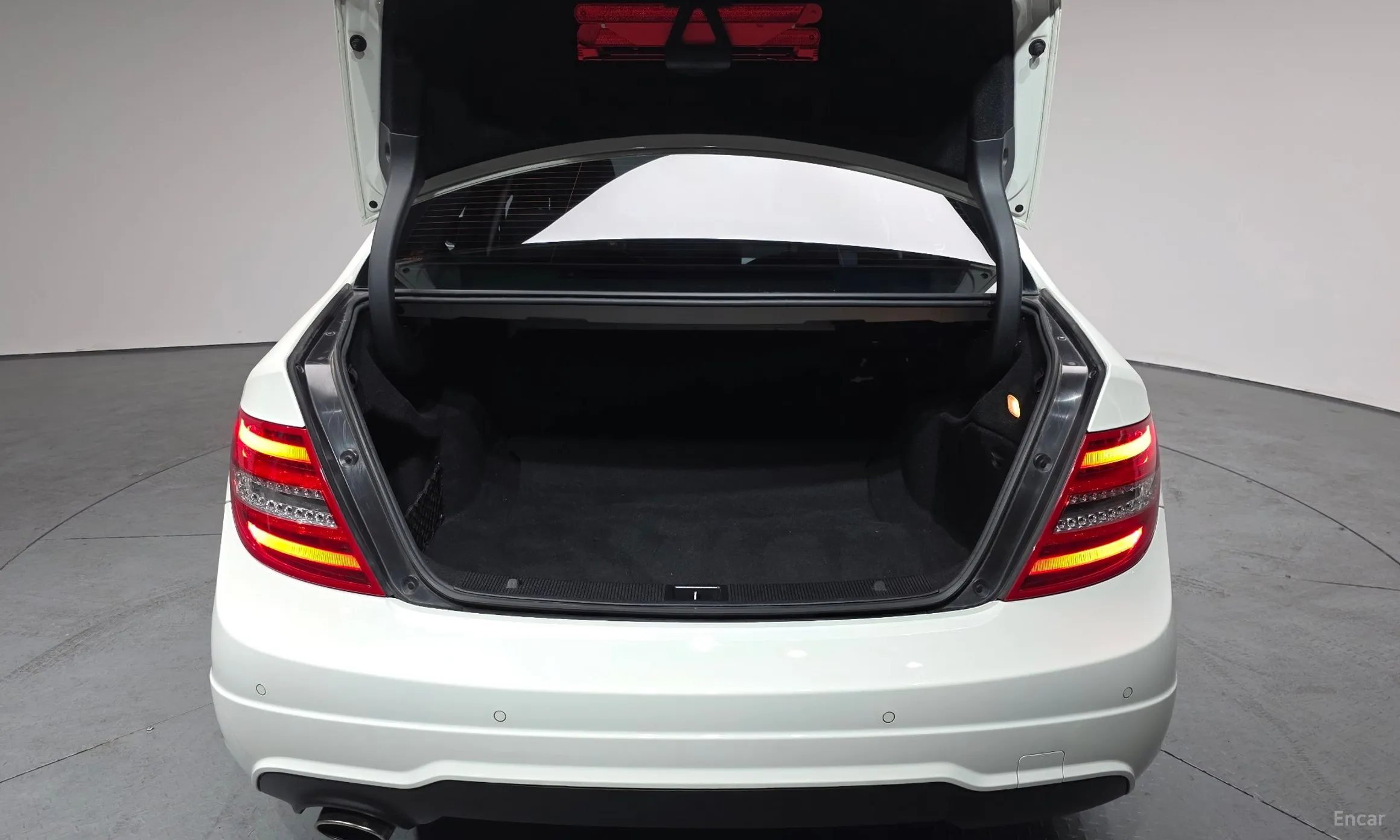Mercedes Benz C-Class W204 превью 20