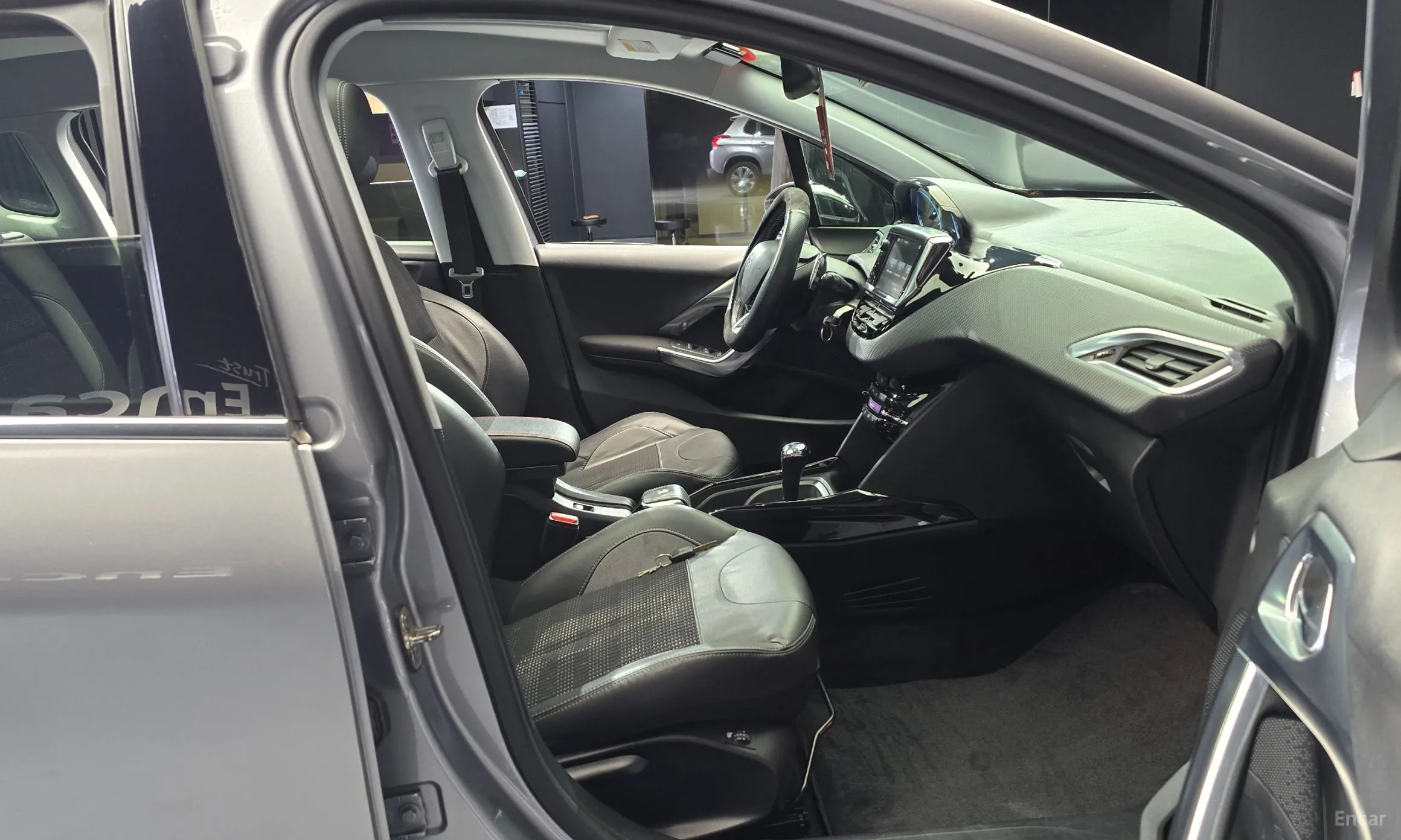 Peugeot 2008. превью 11