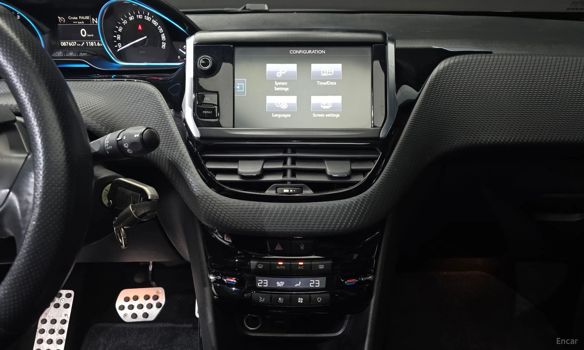 Peugeot 2008. превью 14