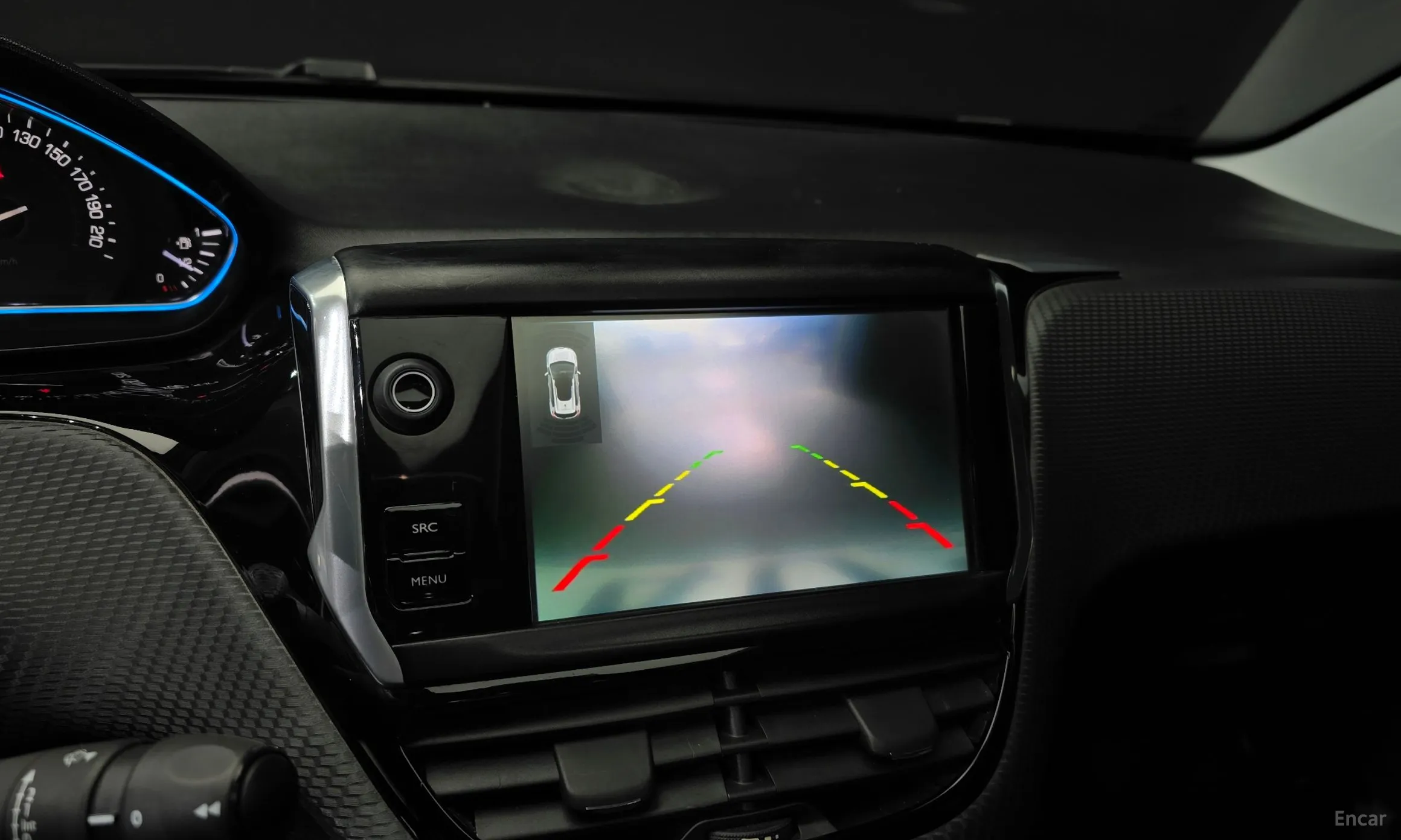 Peugeot 2008. превью 15