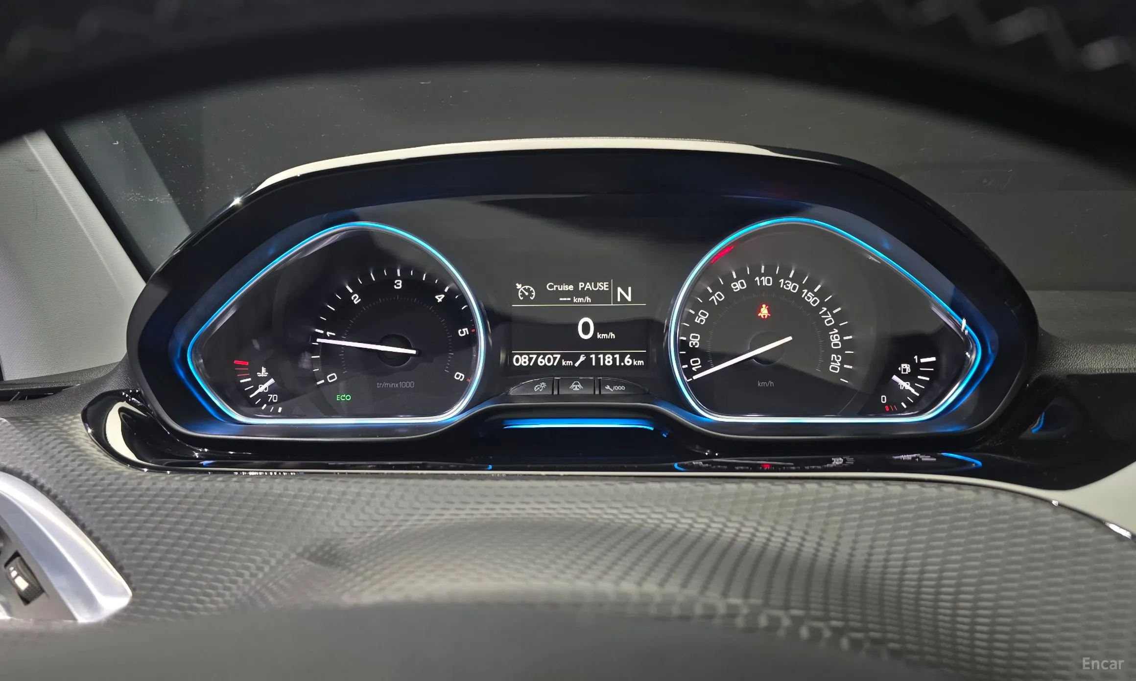 Peugeot 2008. превью 8
