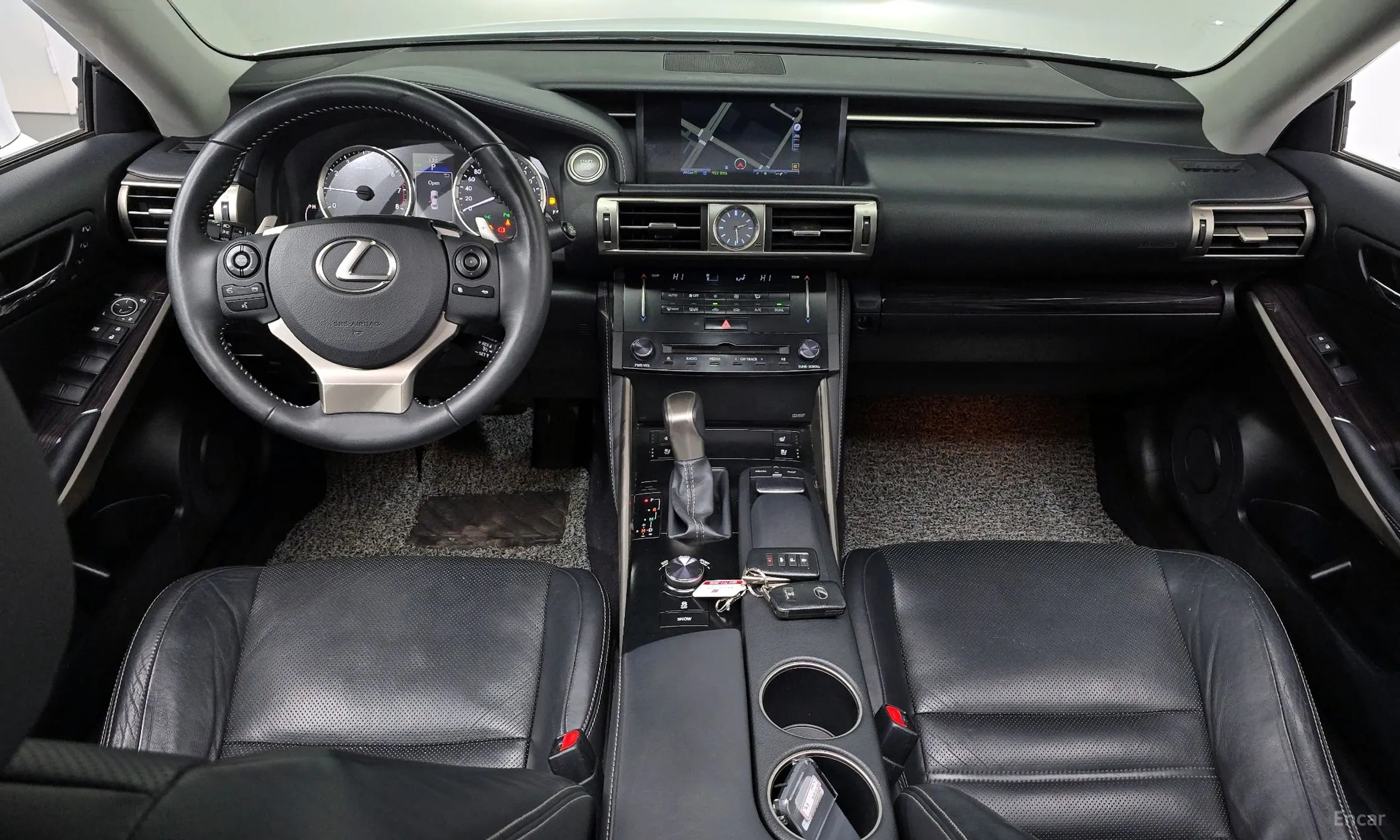 Lexus New IS250 превью 7