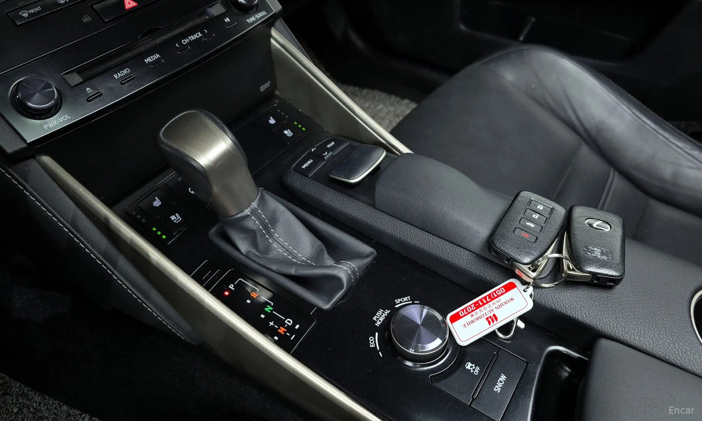 Lexus New IS250 превью 9